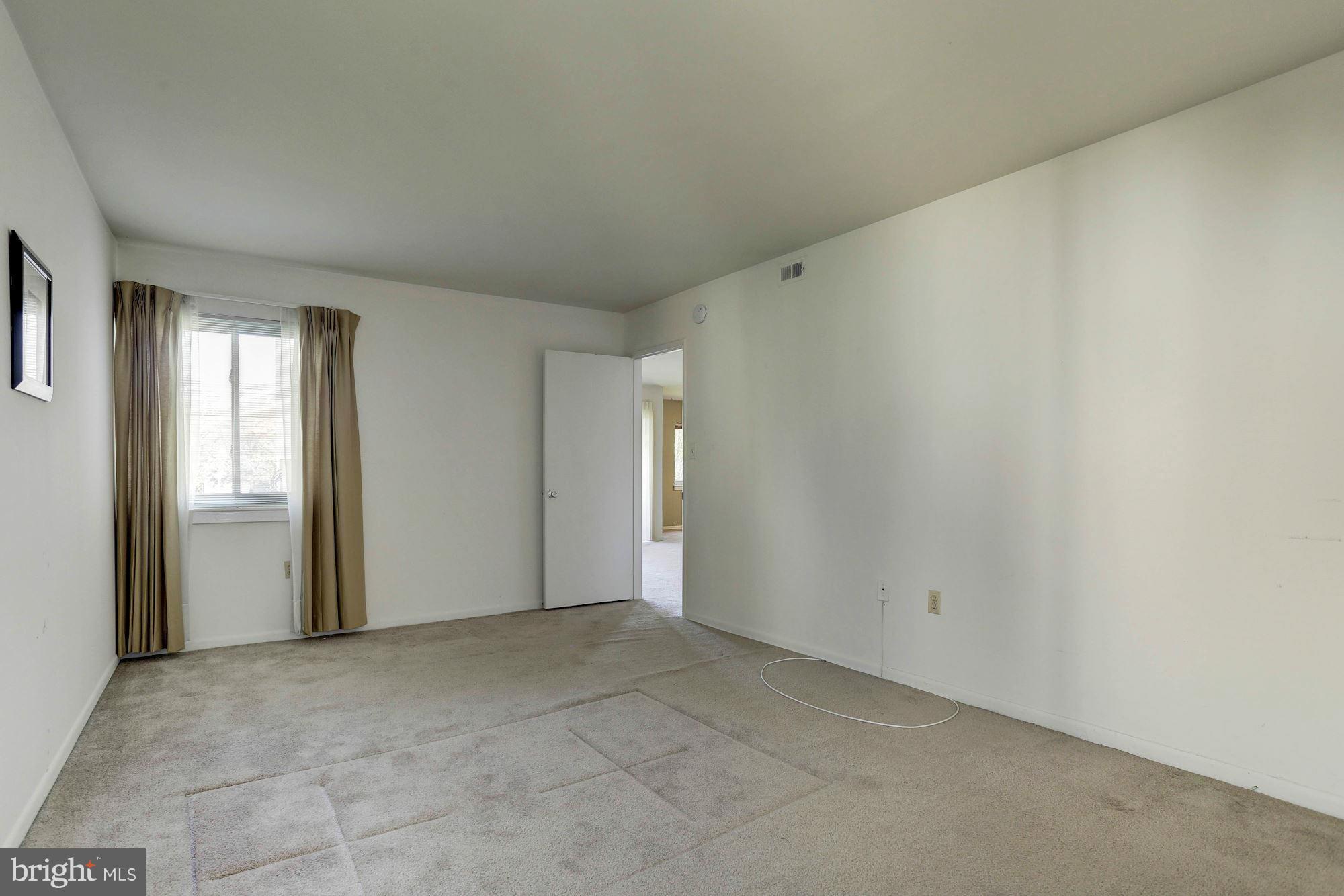 BRYANT WOODS - Residential Lease