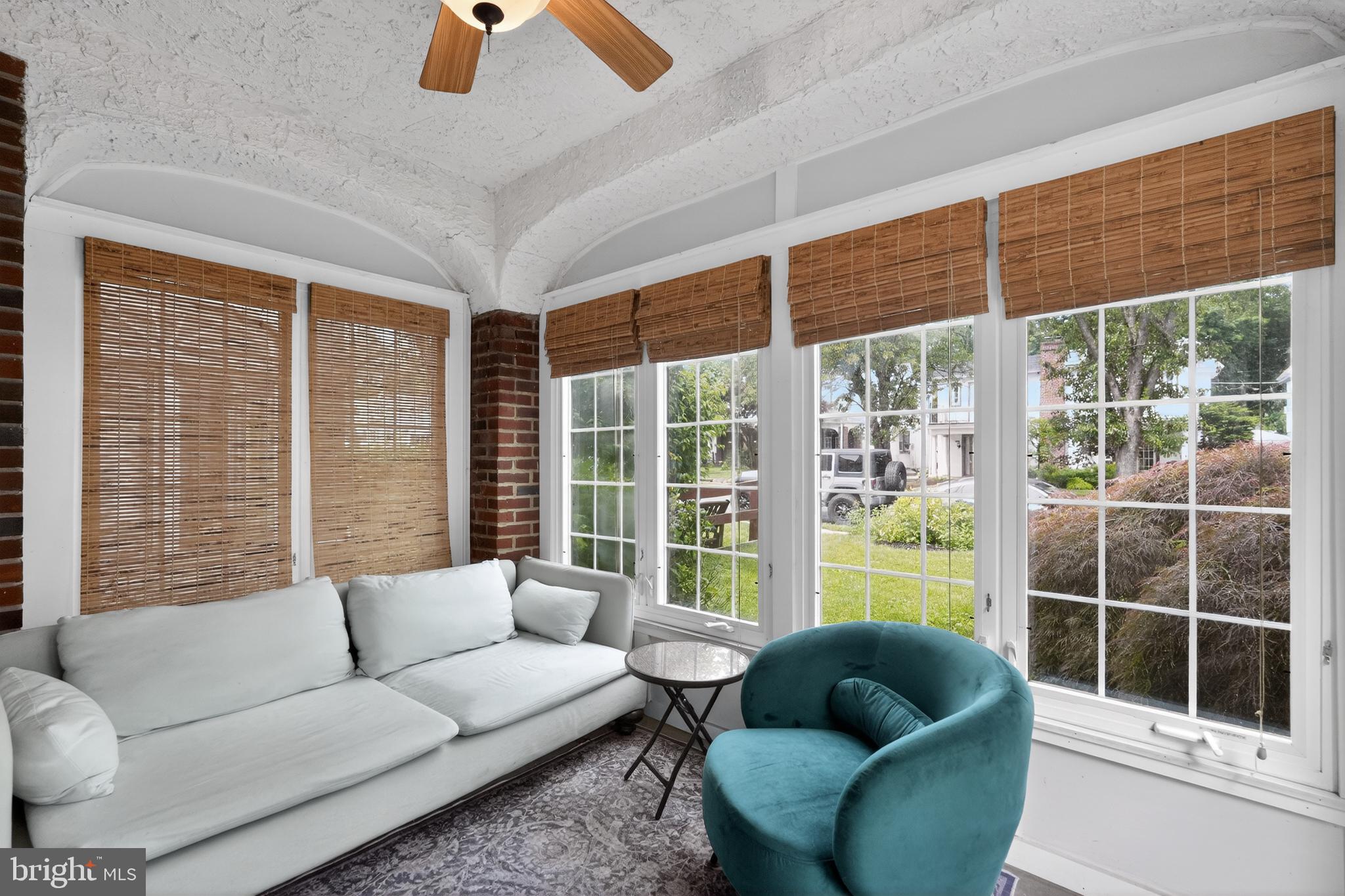 ROWLAND PARK - Residential