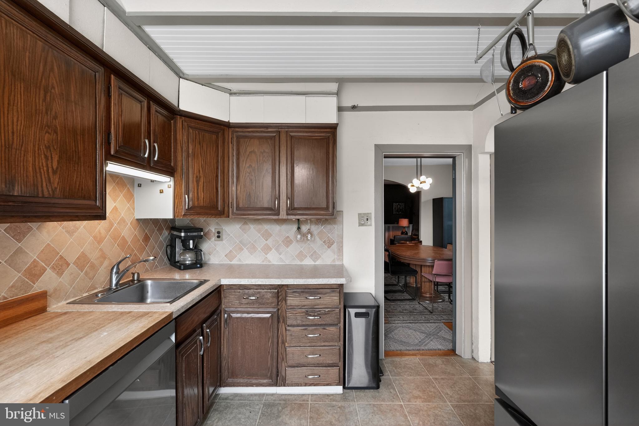 ROWLAND PARK - Residential
