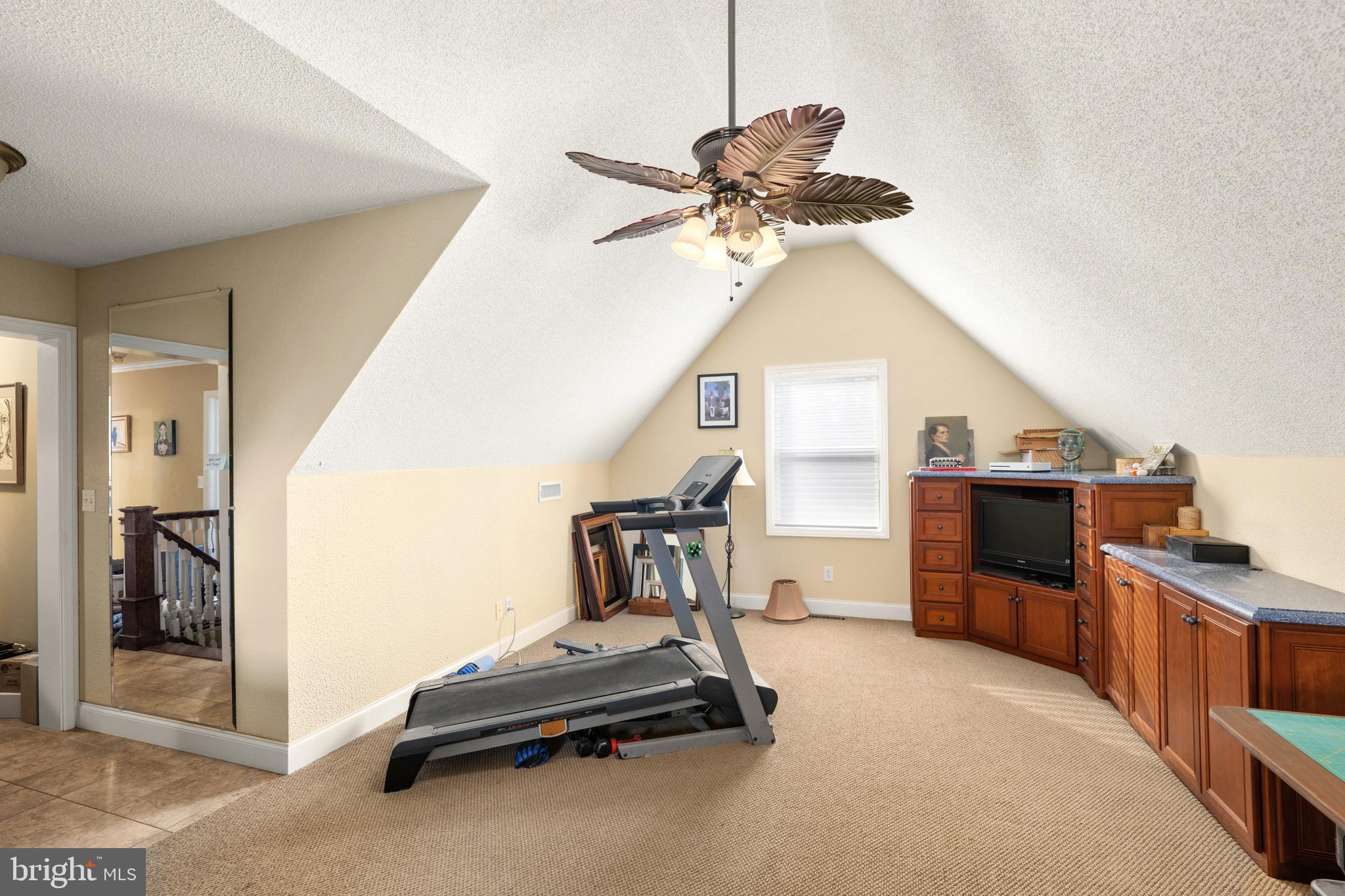 LAKELAWN ESTATES - Residential