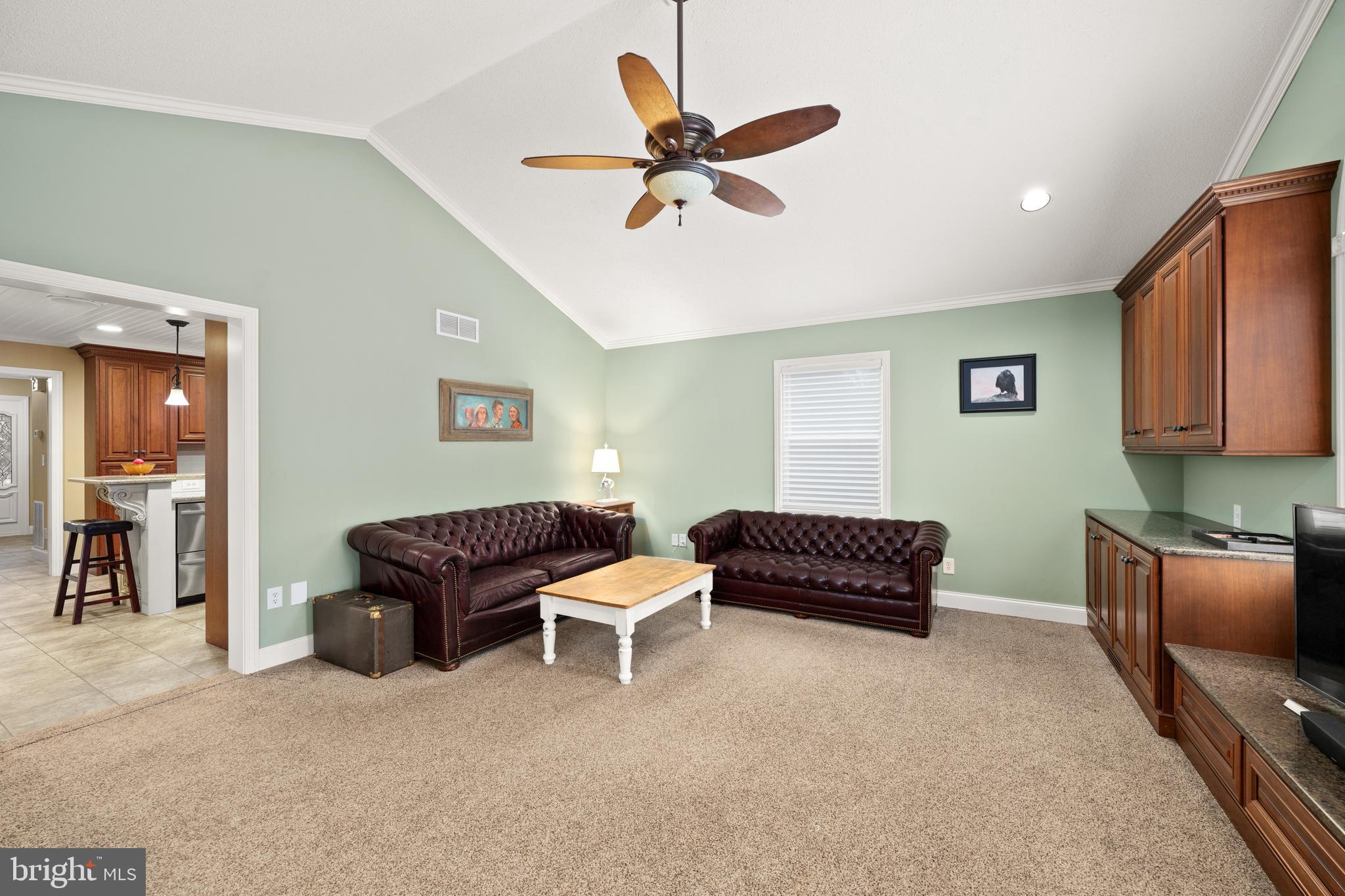 LAKELAWN ESTATES - Residential