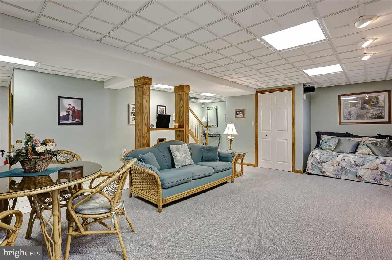 COLONIAL RIDGE ESTATES - Residential