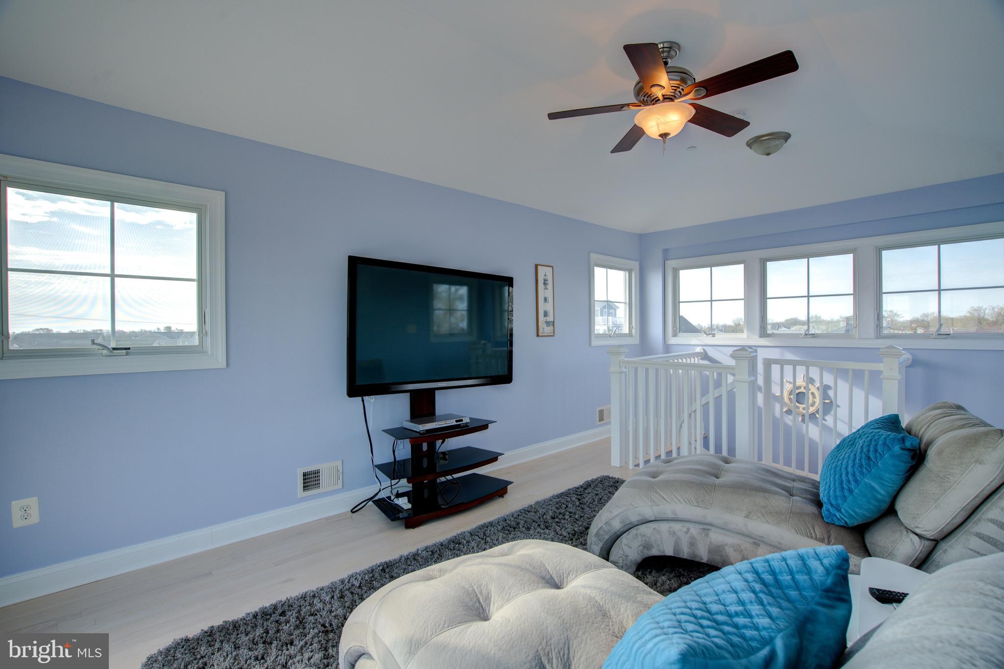 MILLERS ISLAND - Residential