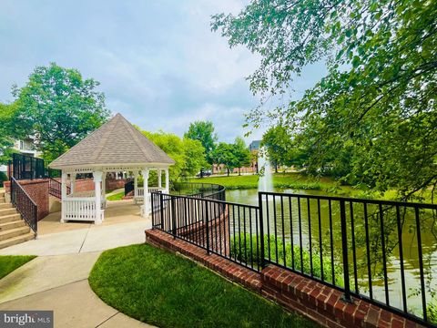 4860 EISENHOWER AVENUE 484 ALEXANDRIA VA 22304