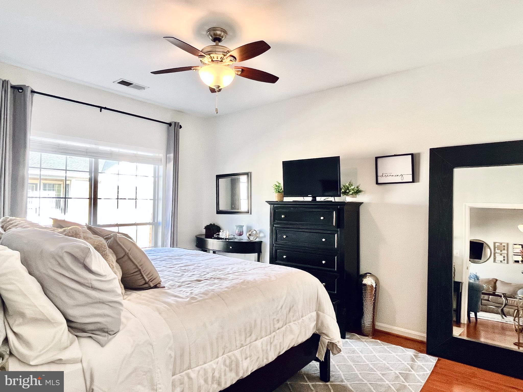 4860 EISENHOWER AVENUE 484