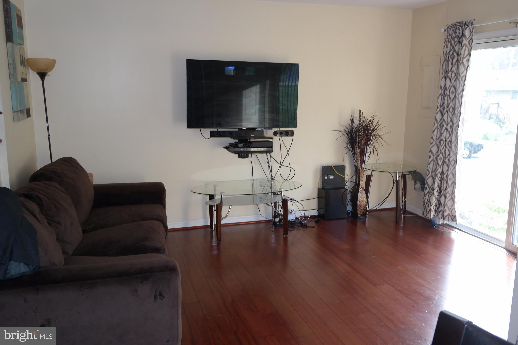 PEPPER MILL VILLAGE - Residential