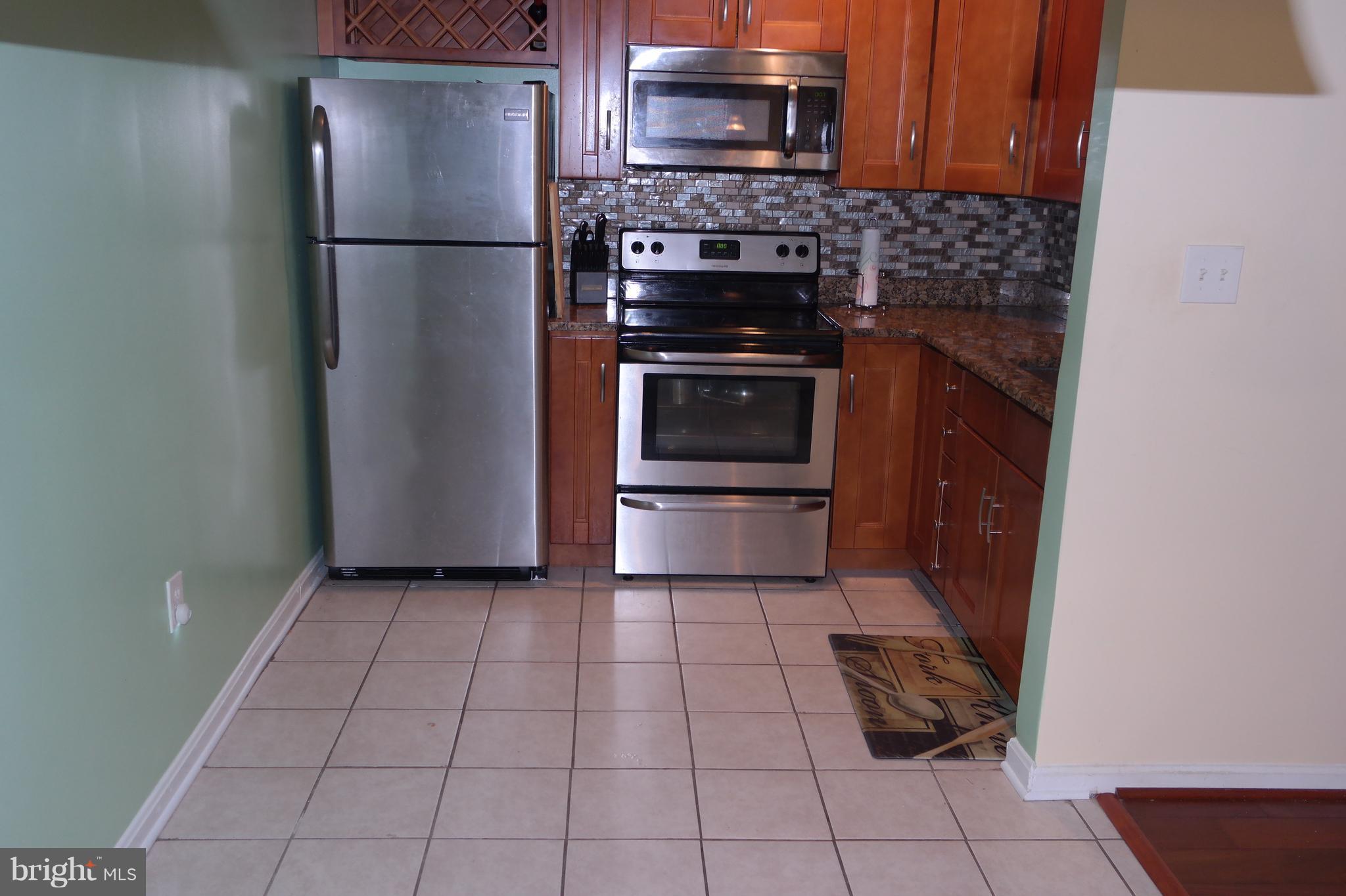 PEPPER MILL VILLAGE - Residential