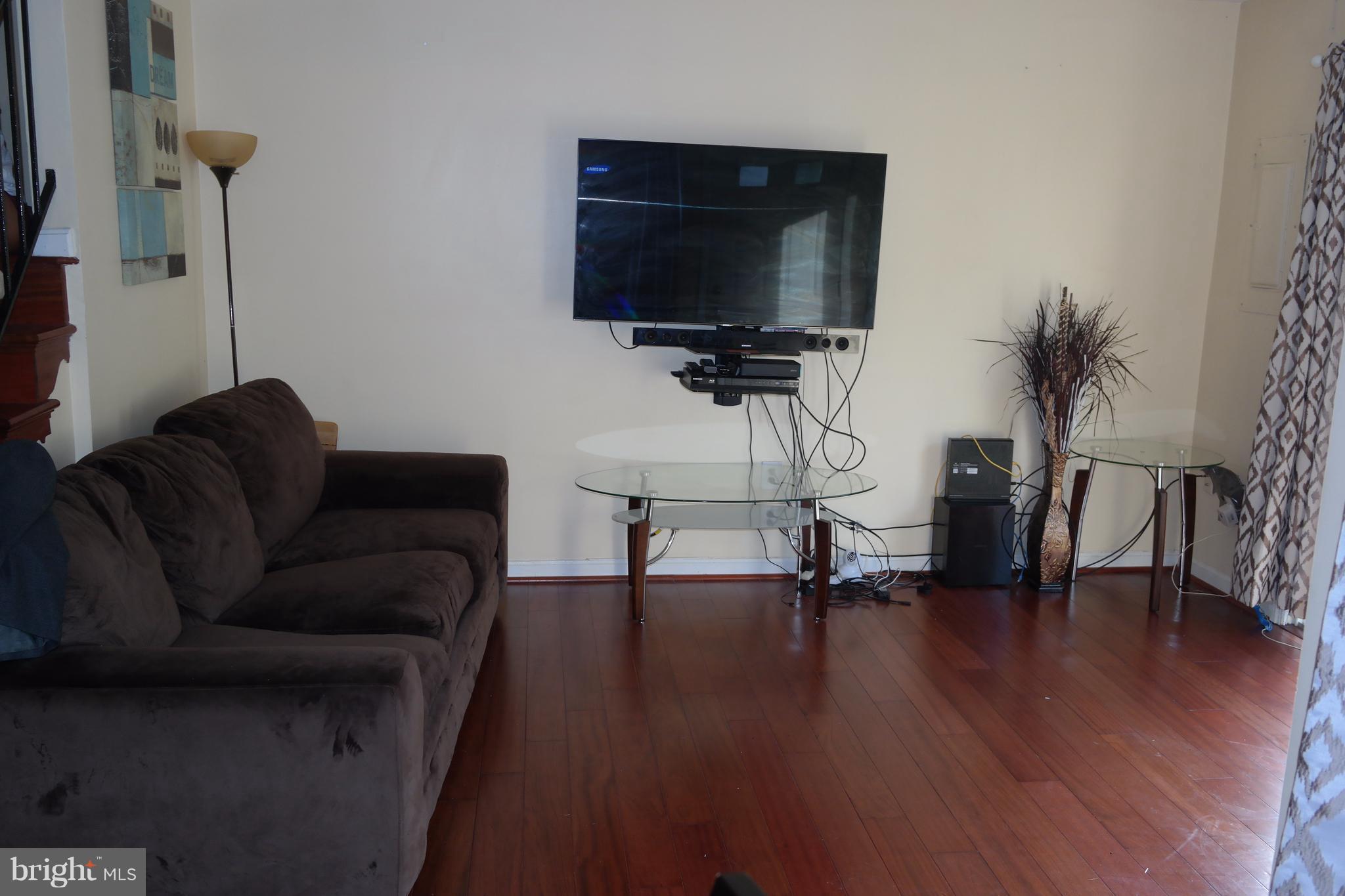 PEPPER MILL VILLAGE - Residential