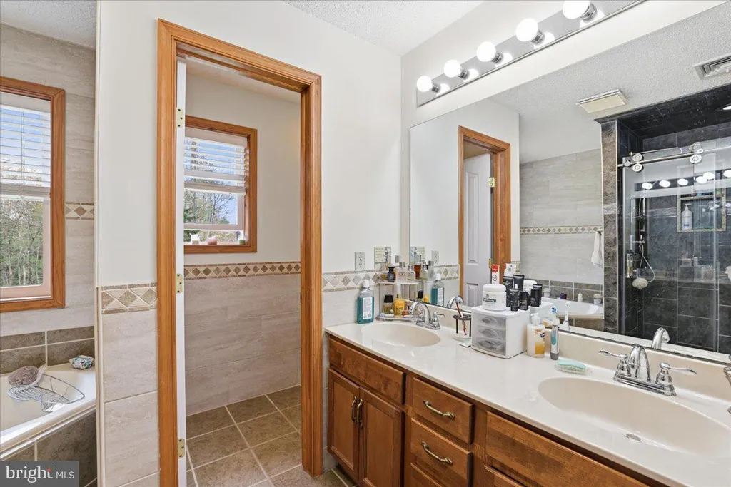 Additional image 39 of 181 Cranberry Drive, Blakeslee, PA 18610