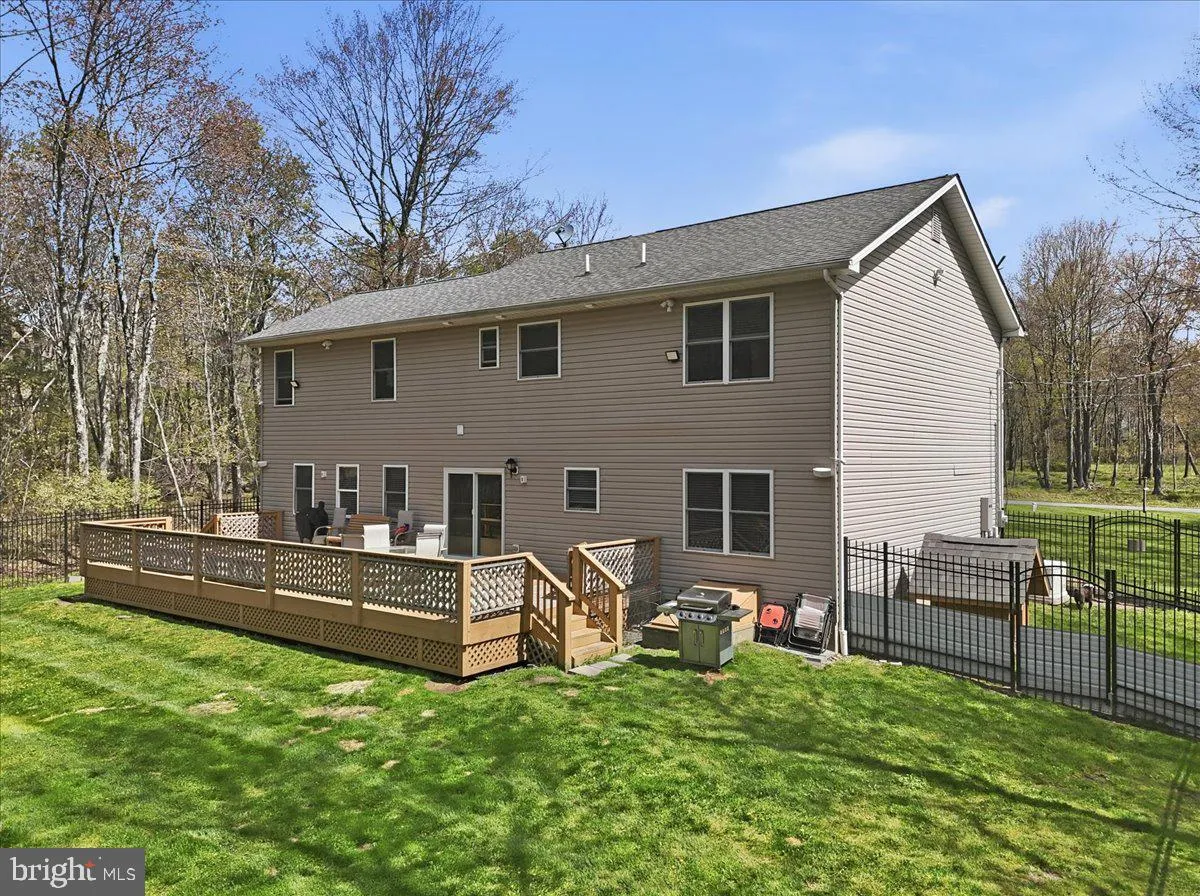 Additional image 112 of 181 Cranberry Drive, Blakeslee, PA 18610