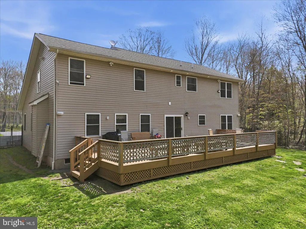 Additional image 49 of 181 Cranberry Drive, Blakeslee, PA 18610