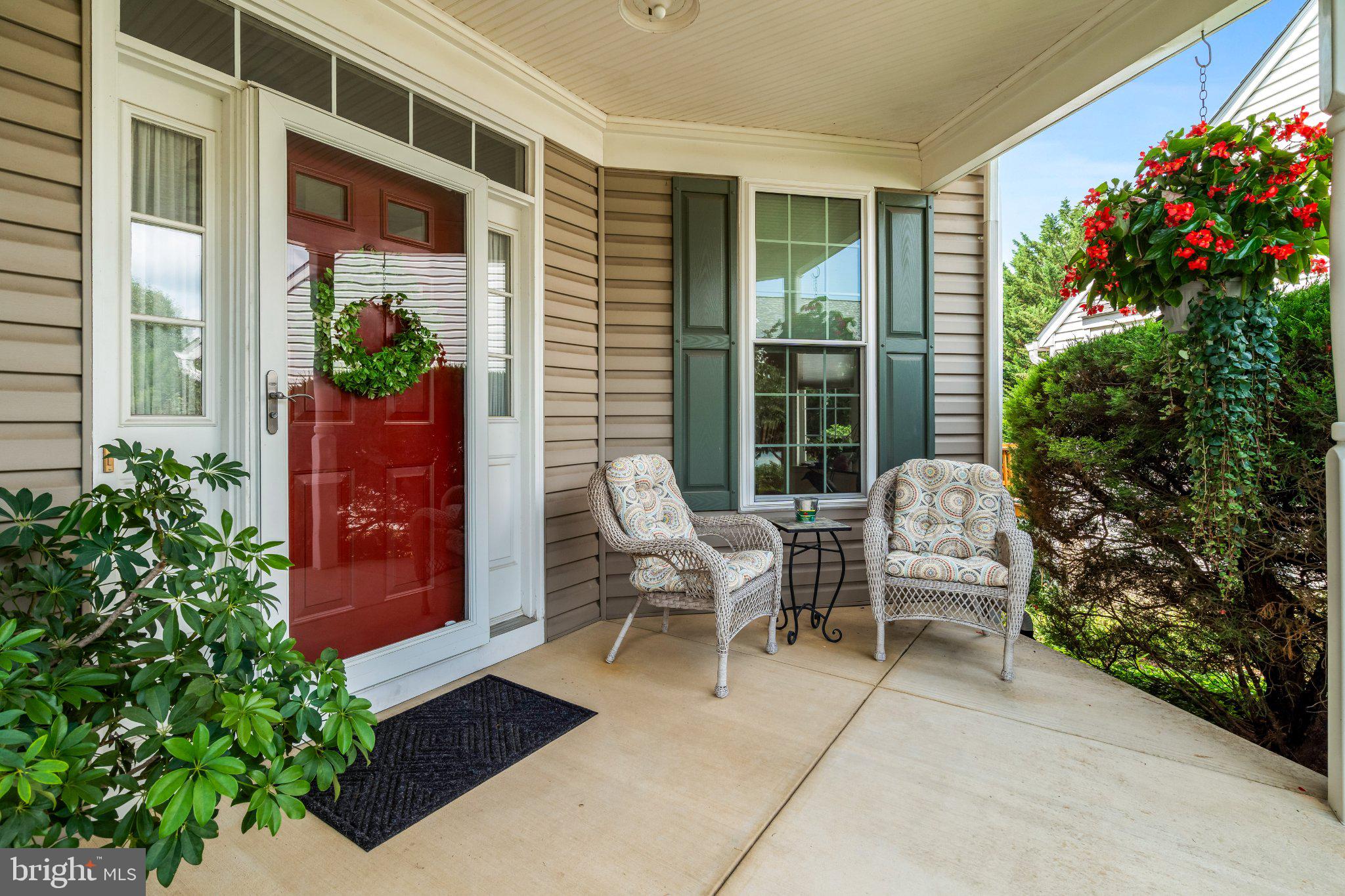 2564 BEAR DEN ROAD