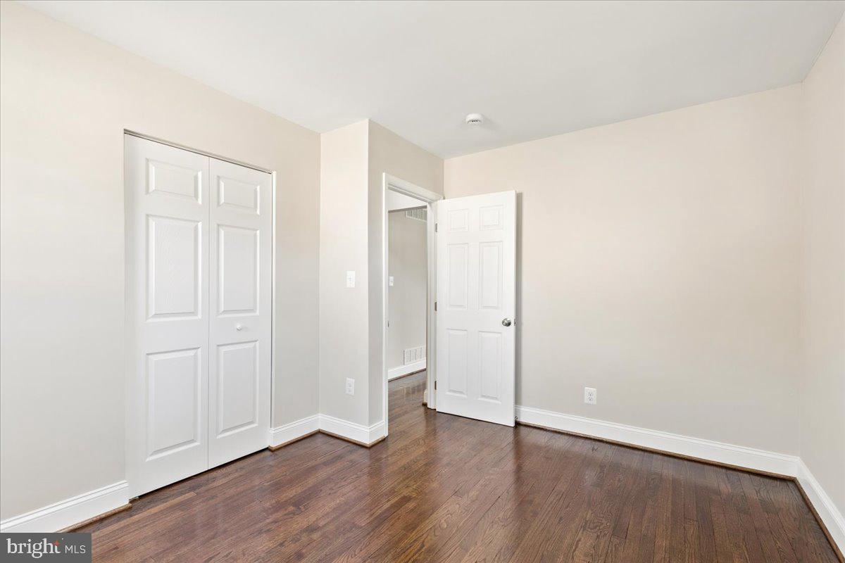 CRESTWOOD - Residential