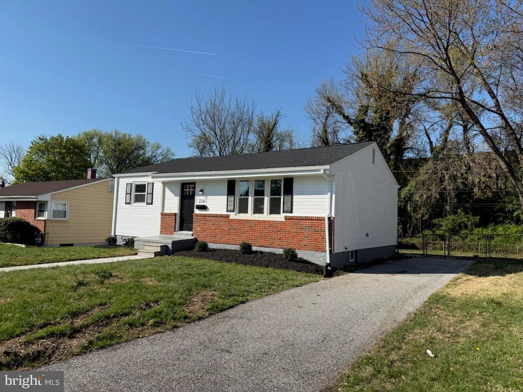 216 CHEDDINGTON ROAD