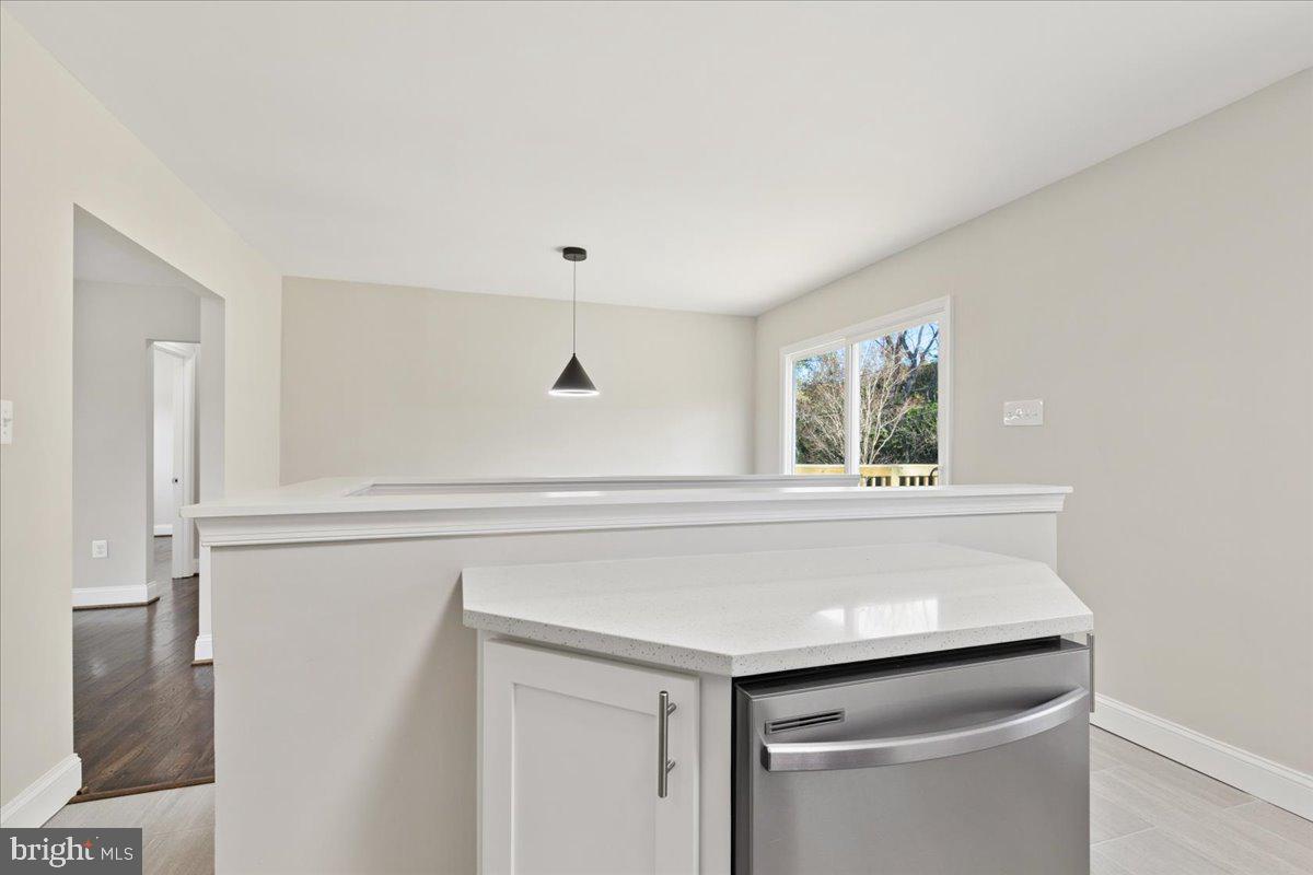 CRESTWOOD - Residential