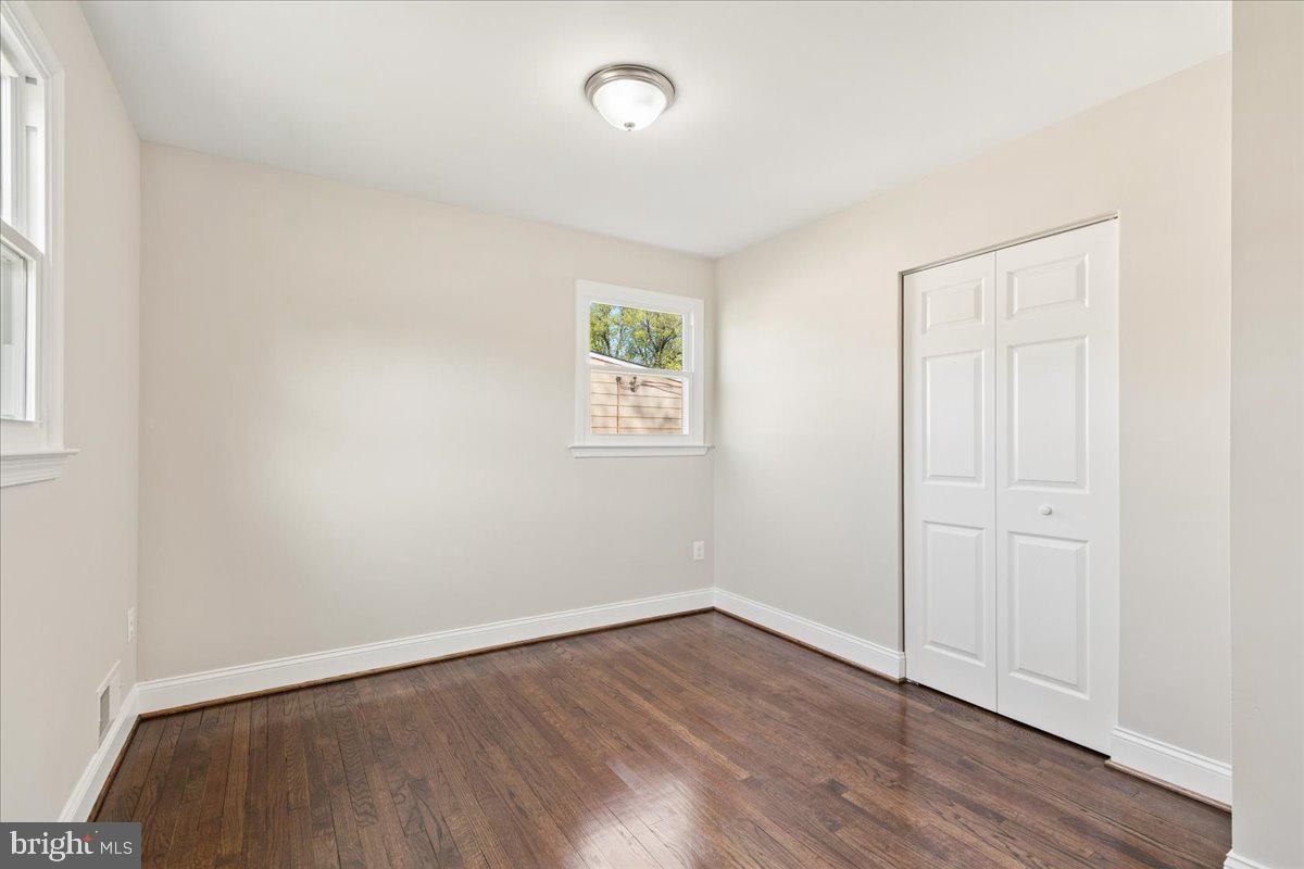 CRESTWOOD - Residential