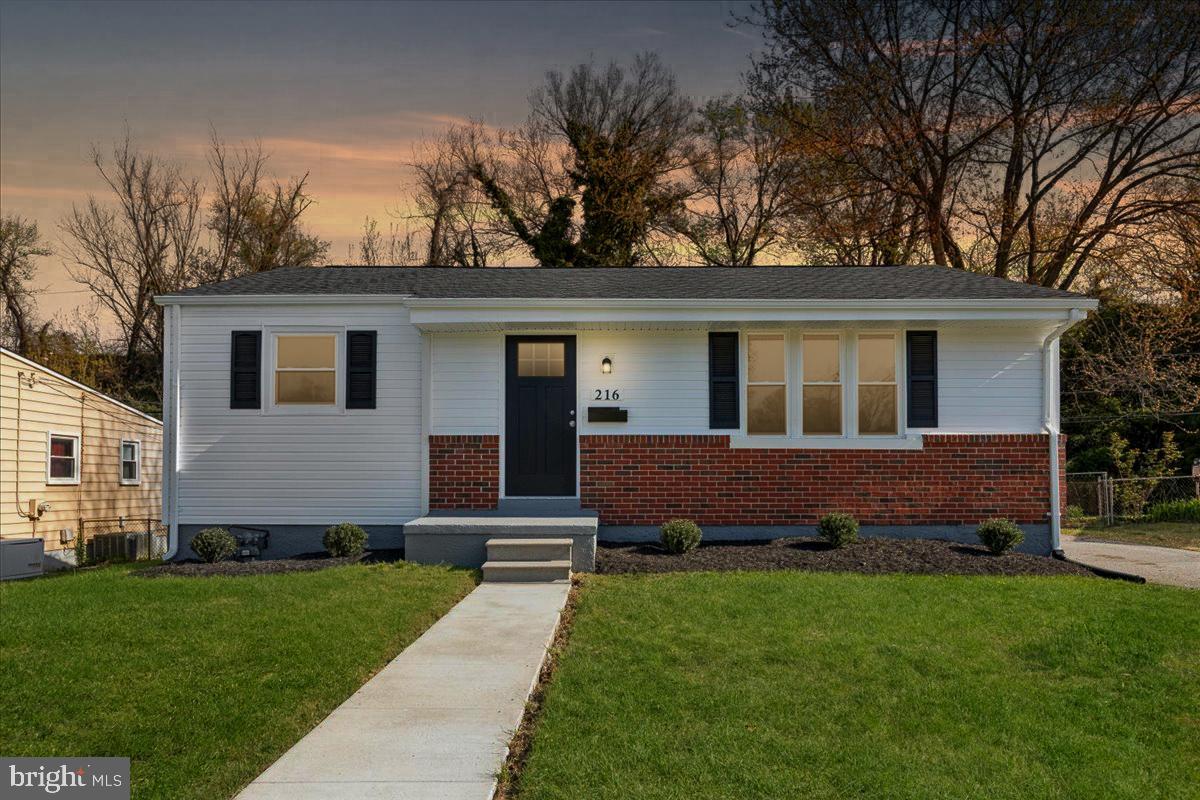 CRESTWOOD - Residential