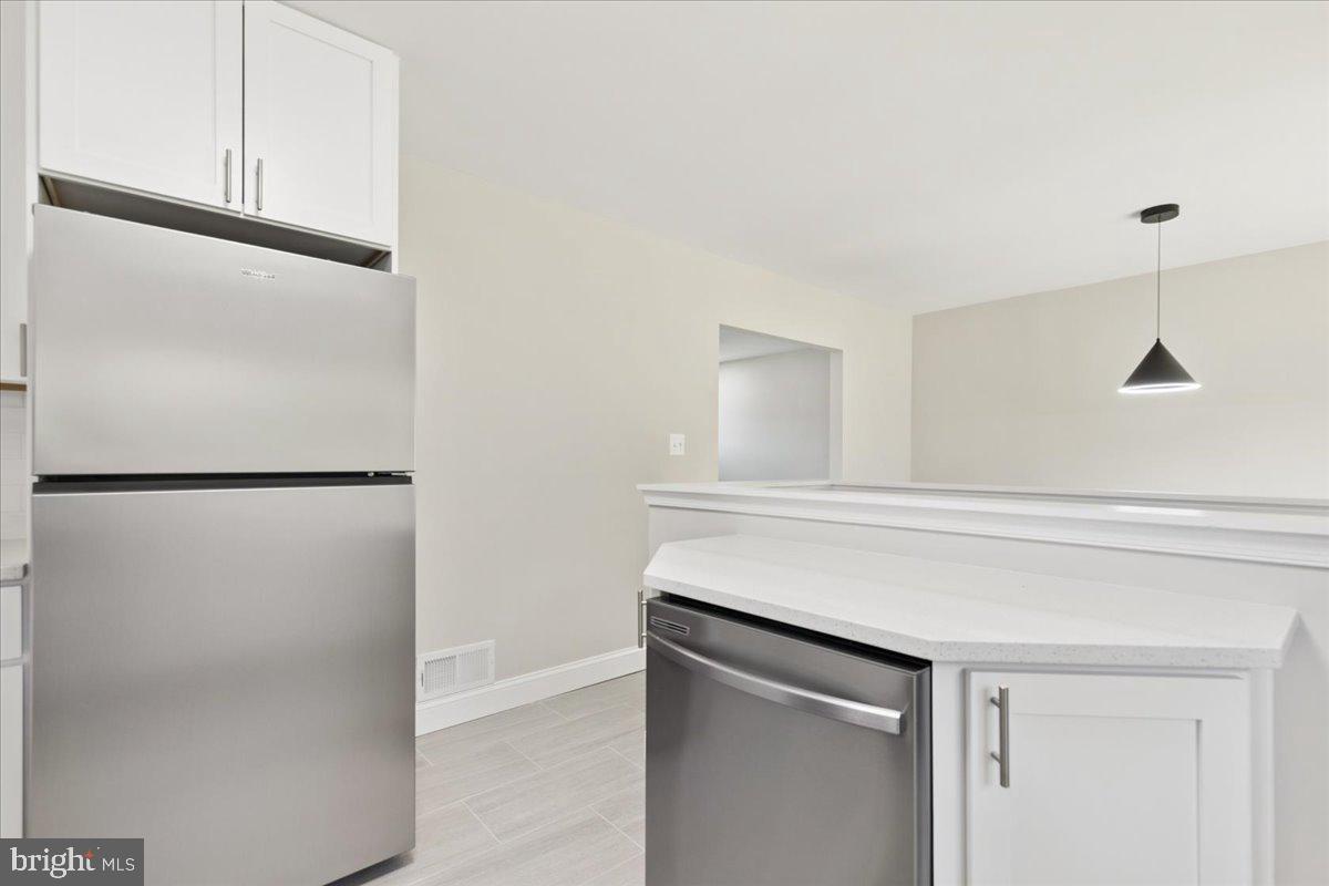 CRESTWOOD - Residential