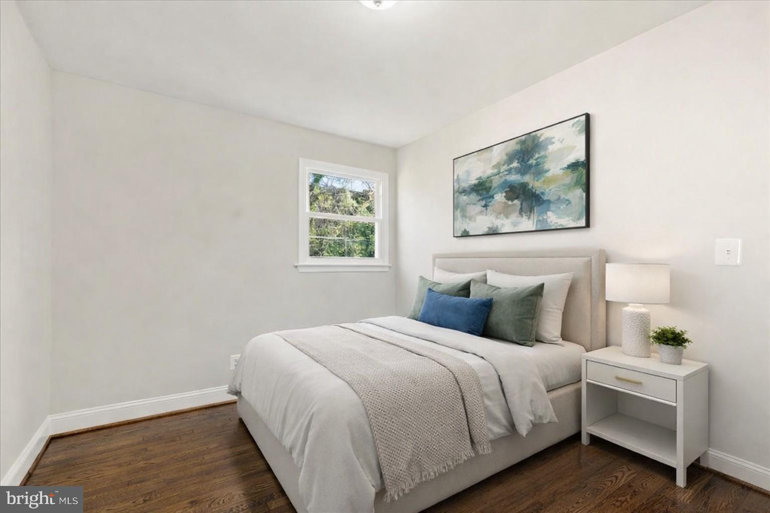 CRESTWOOD - Residential