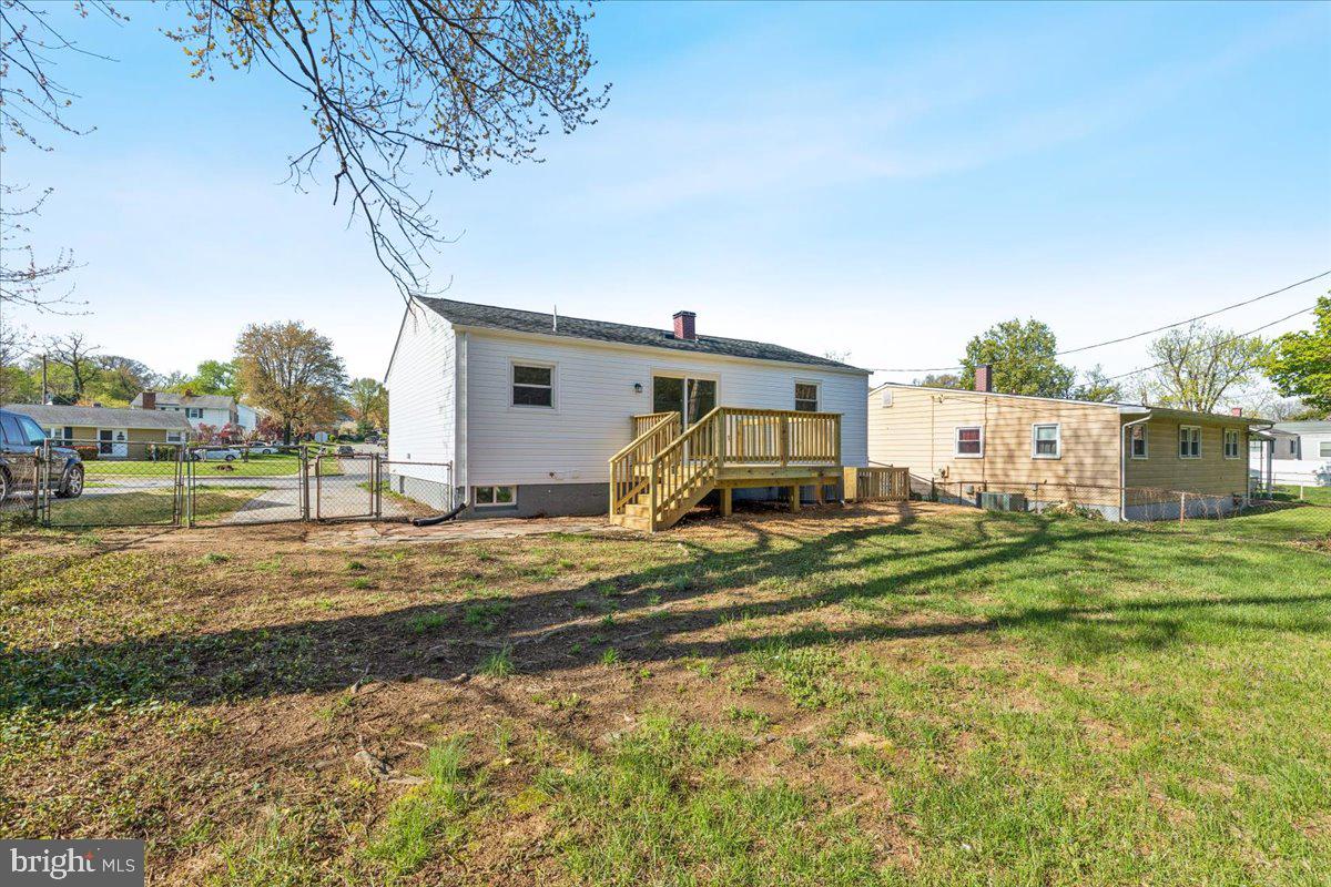 CRESTWOOD - Residential