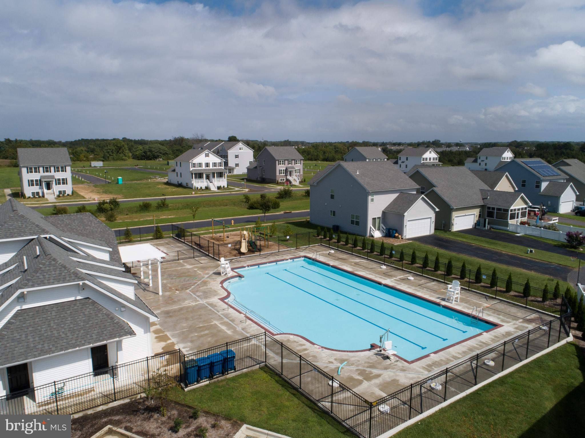 ELLENDALE - Residential Lease