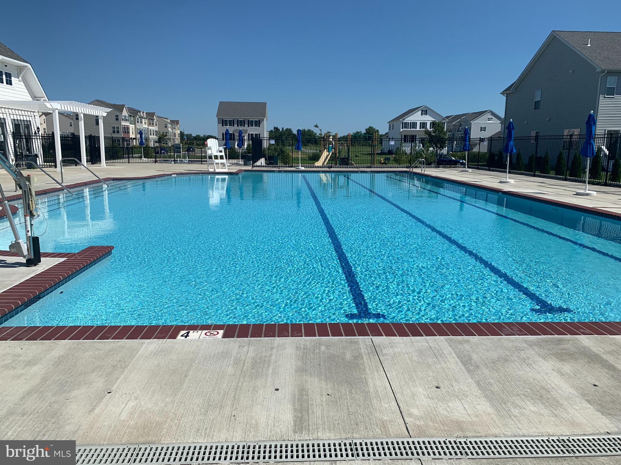 ELLENDALE - Residential Lease