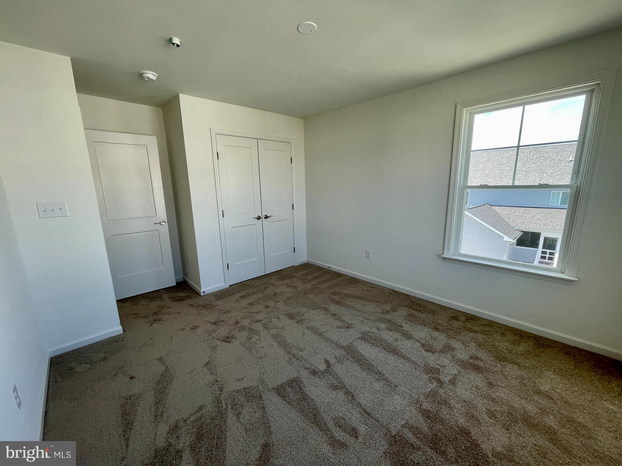 ELLENDALE - Residential Lease