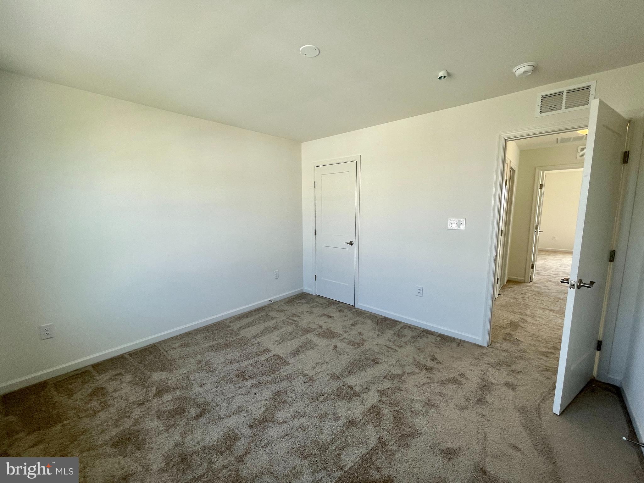 ELLENDALE - Residential Lease