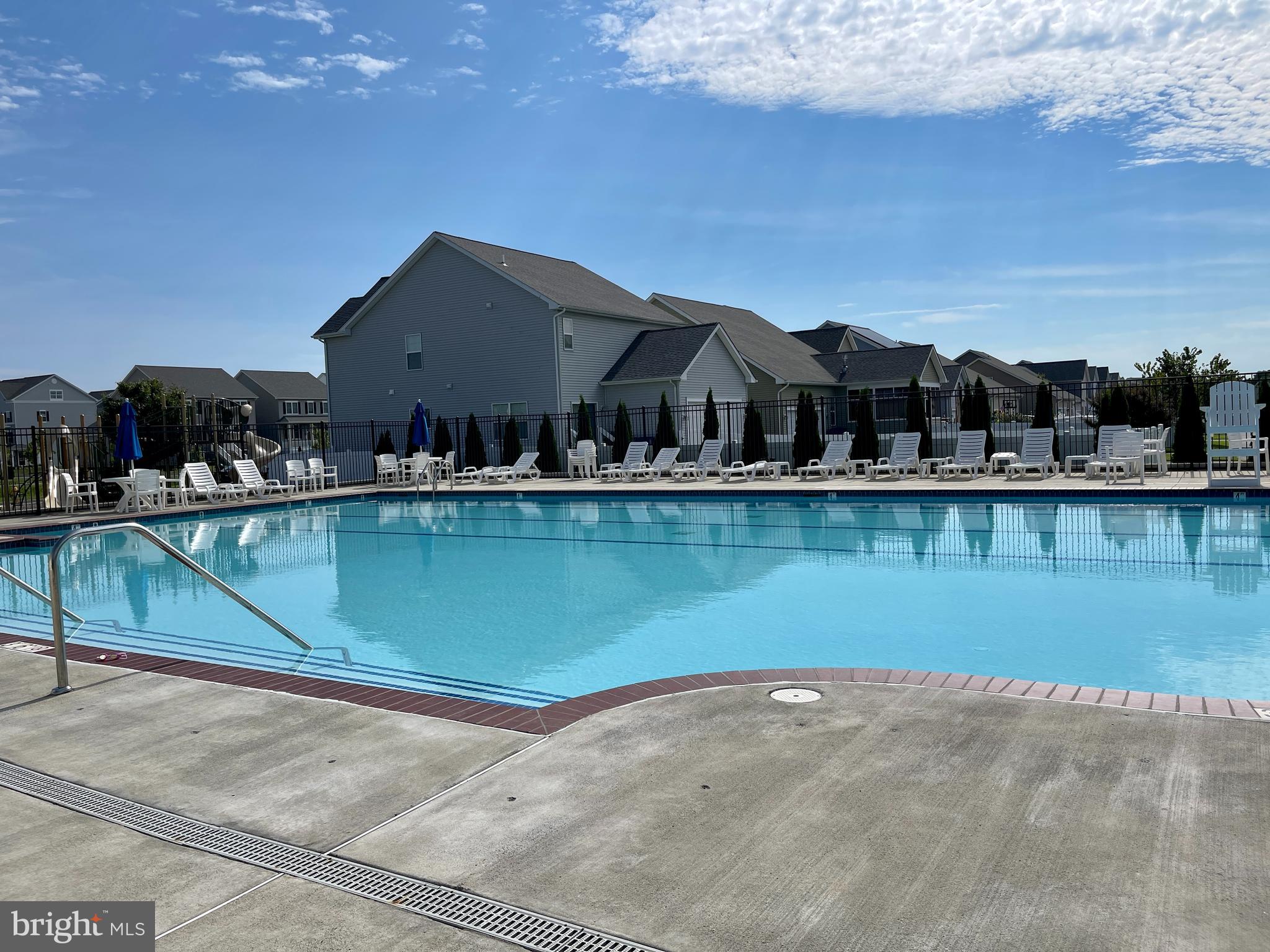 ELLENDALE - Residential Lease