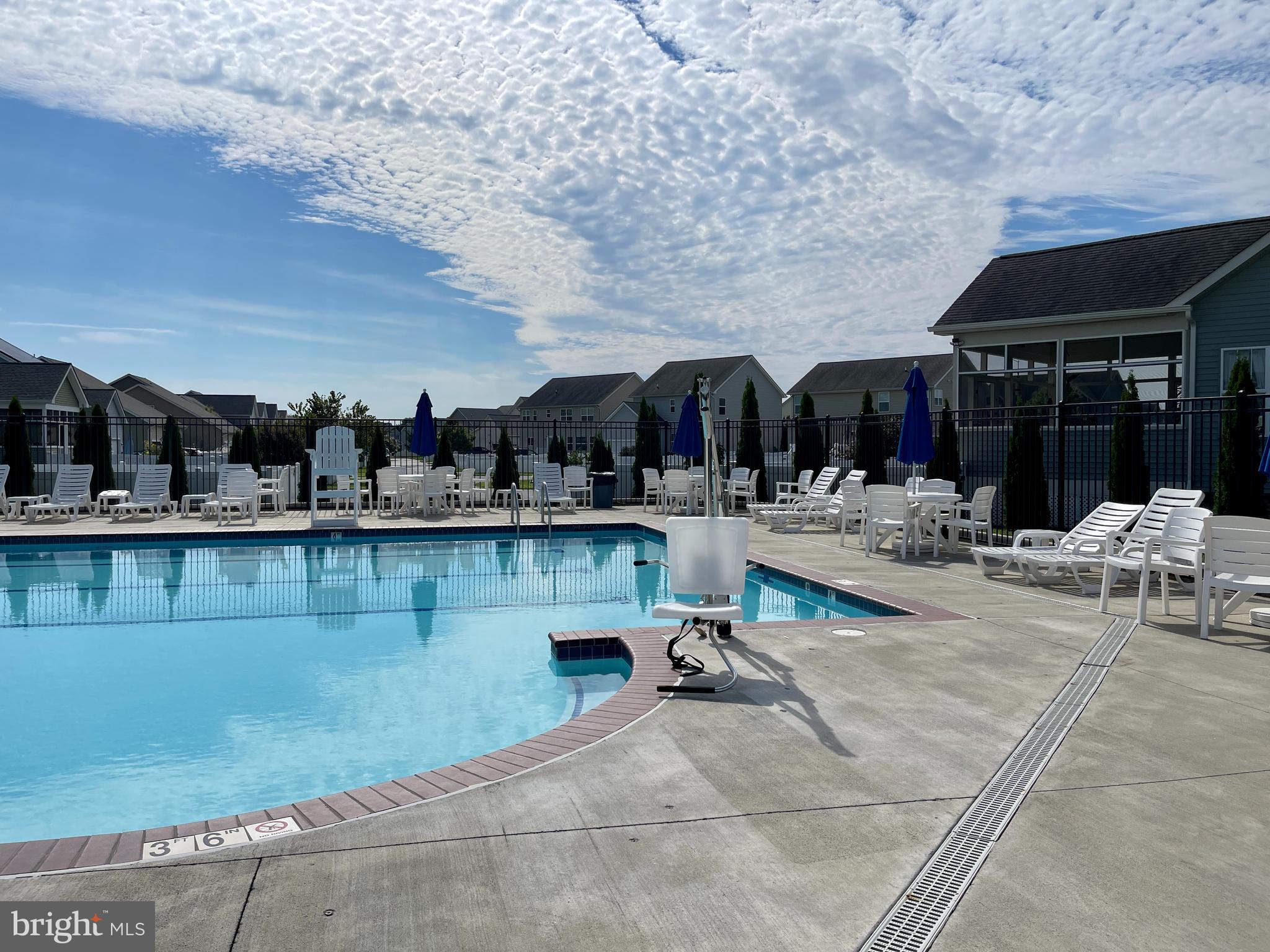 ELLENDALE - Residential Lease