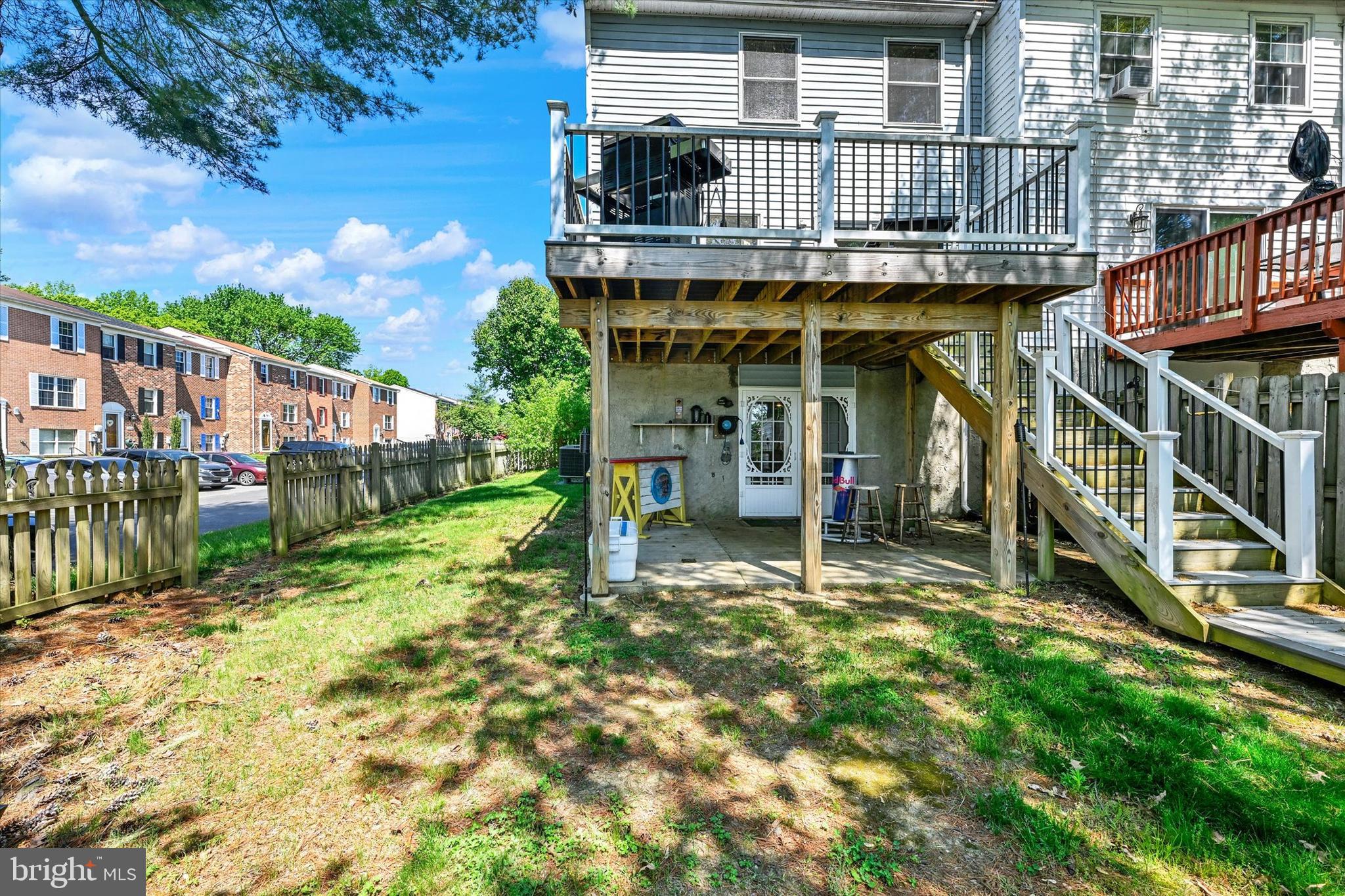 WEST SHORE - Residential