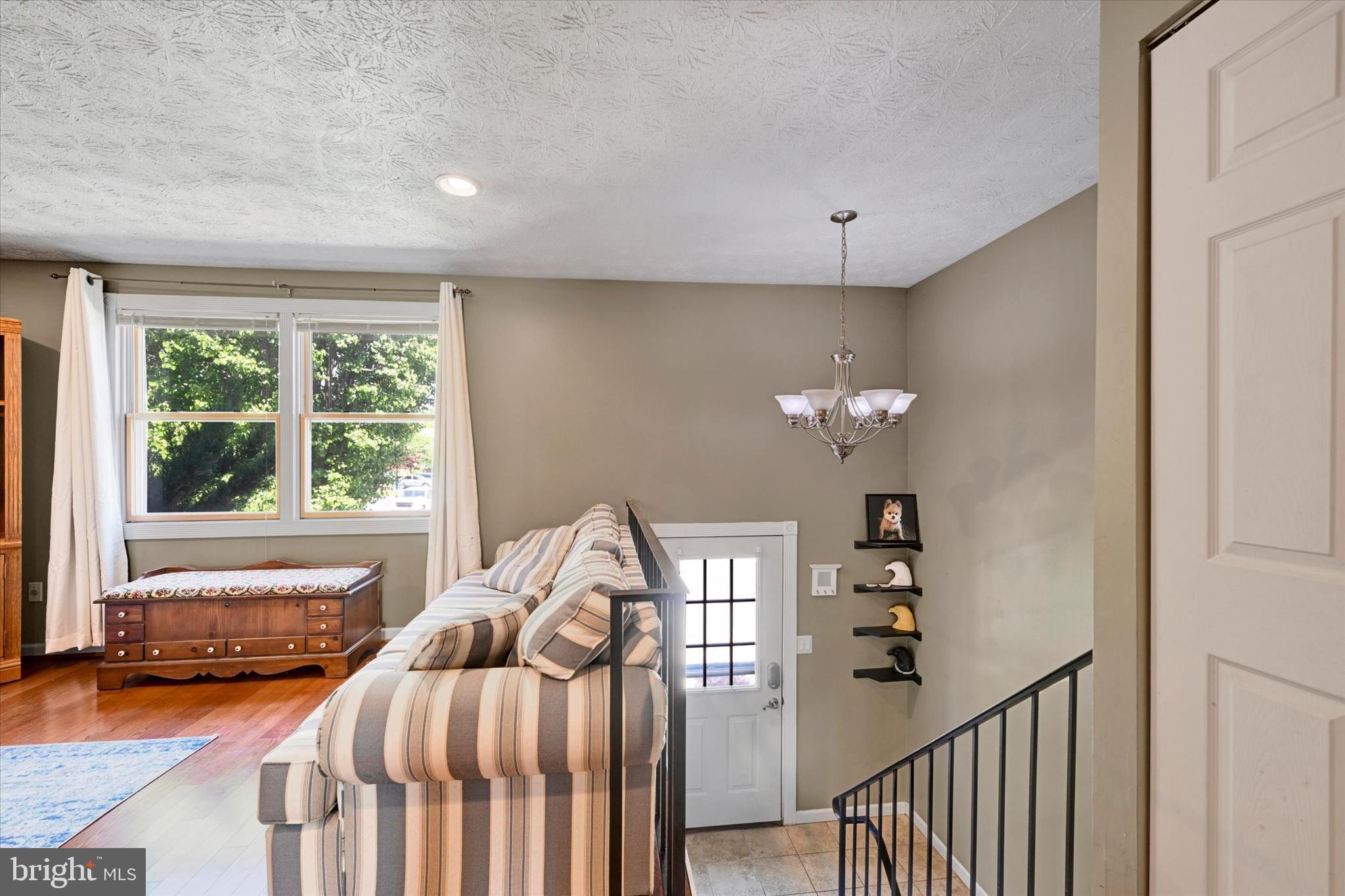 WEST SHORE - Residential