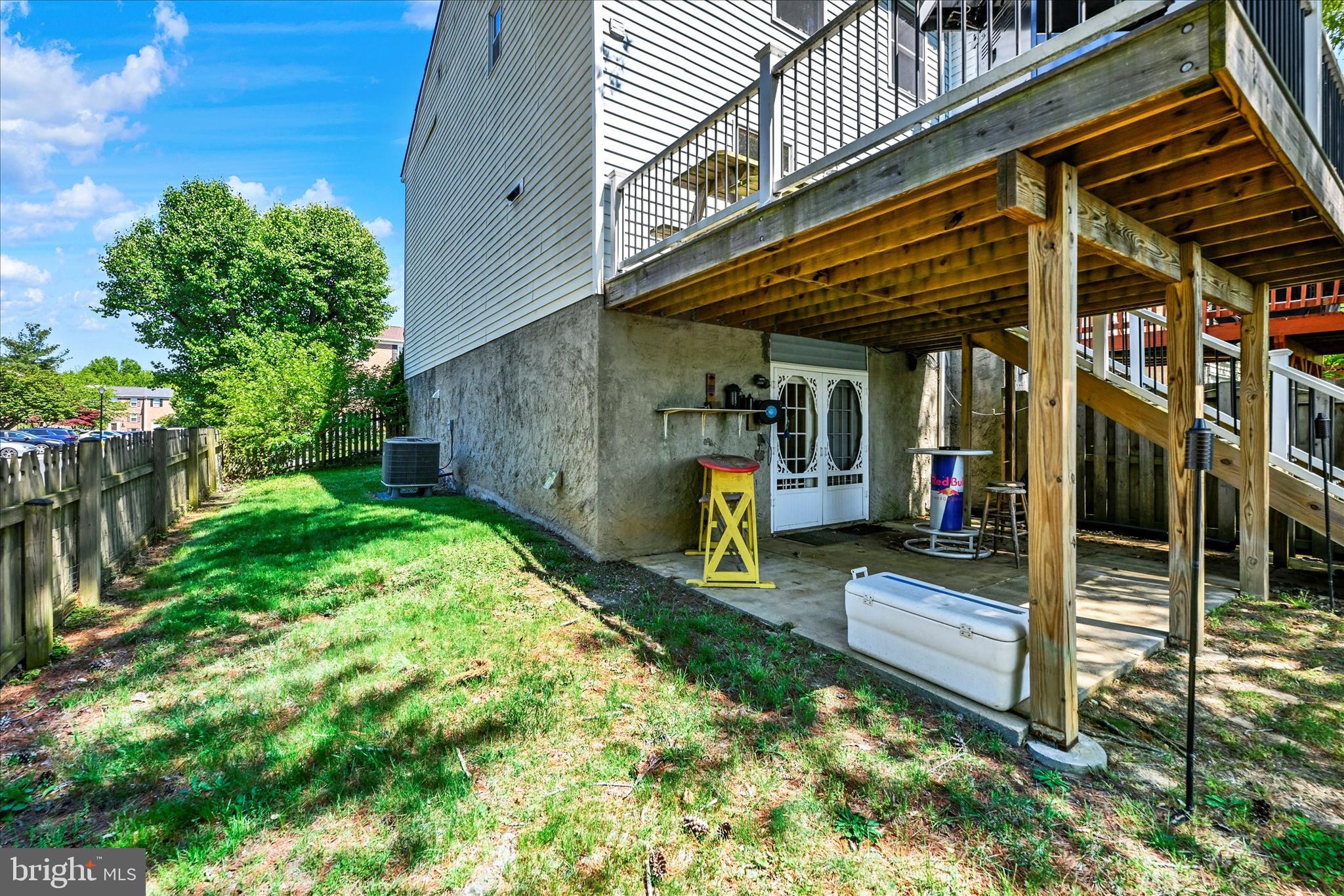 WEST SHORE - Residential