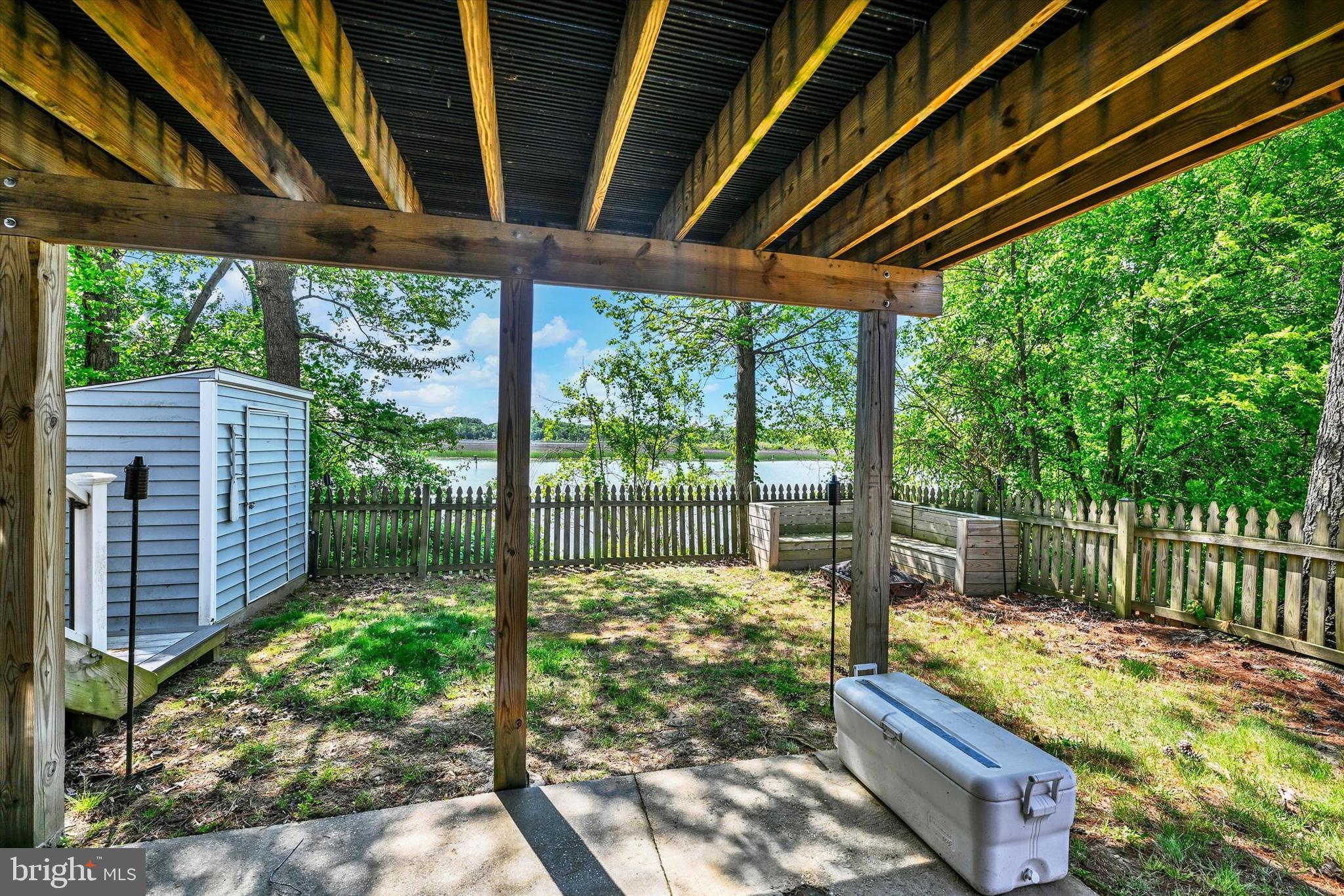 WEST SHORE - Residential