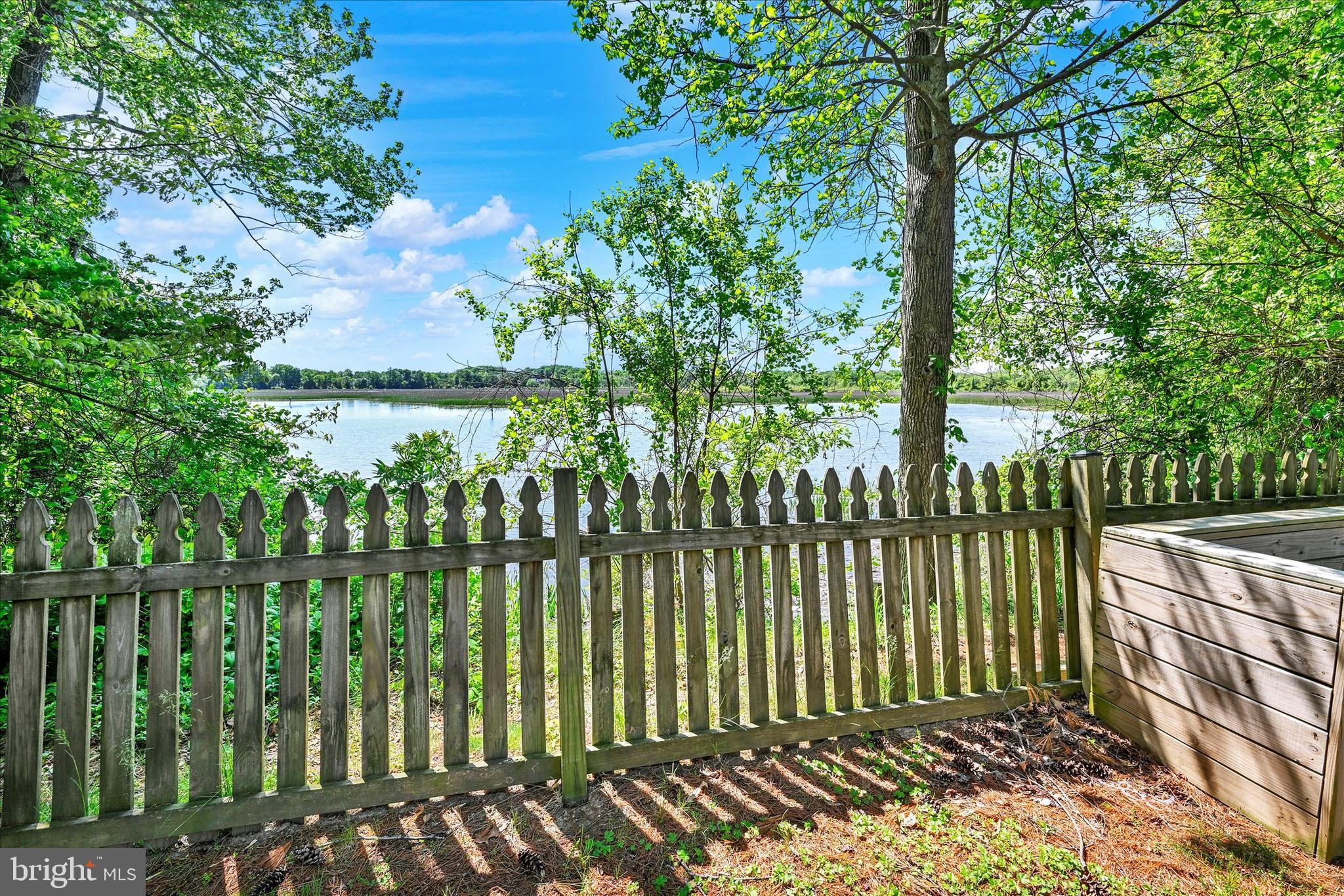 WEST SHORE - Residential