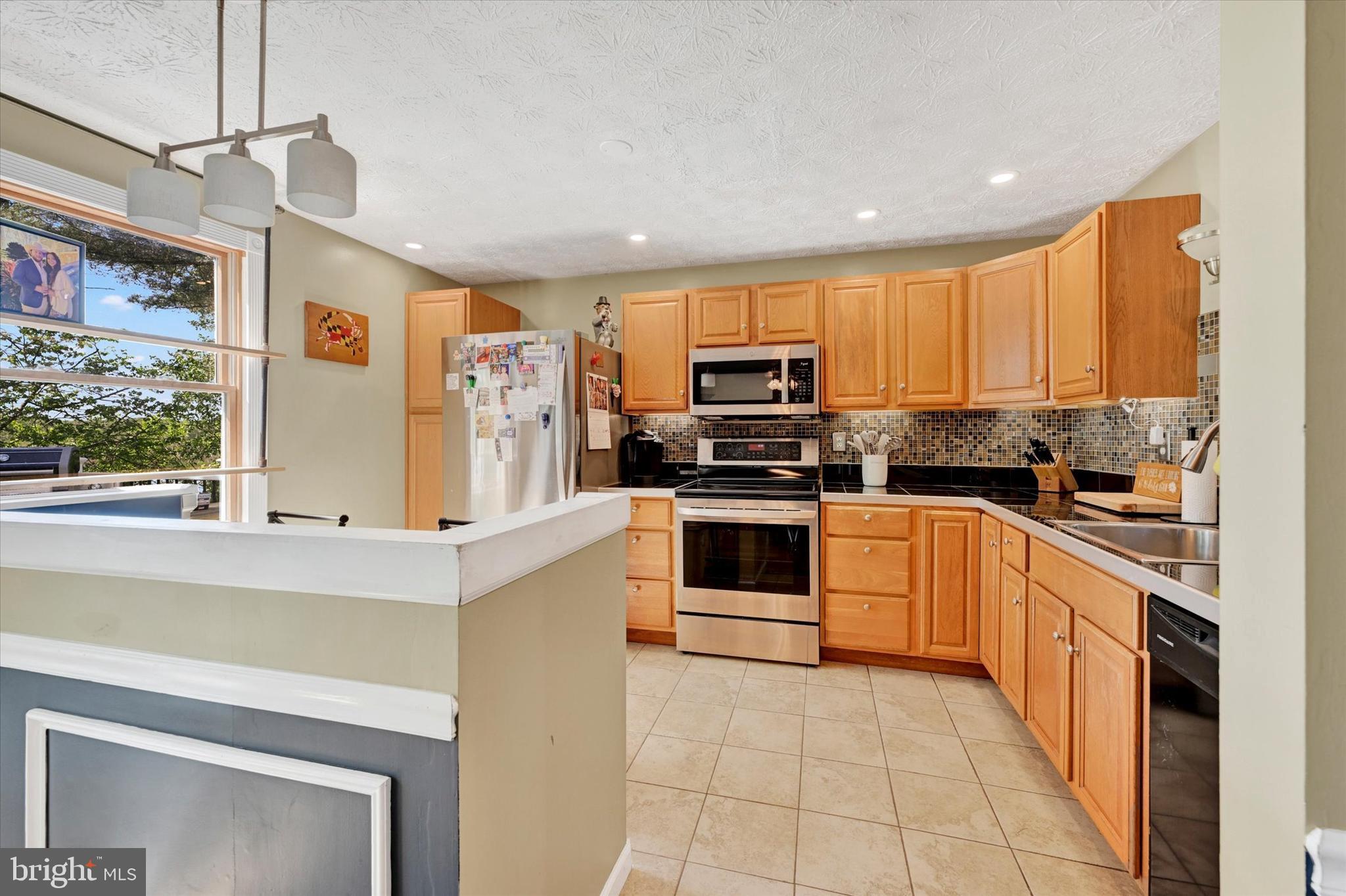 WEST SHORE - Residential
