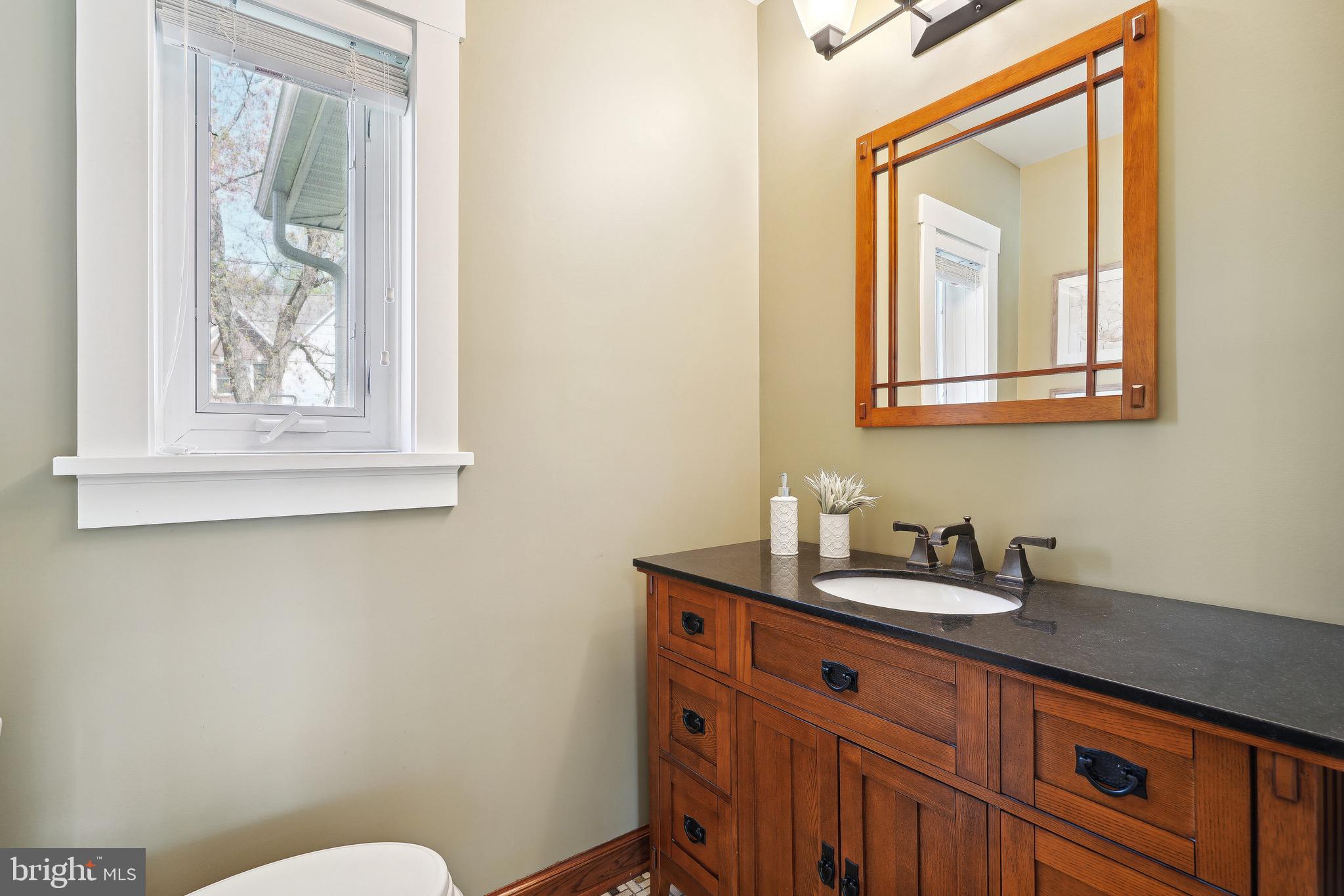 LEE CREST - Residential