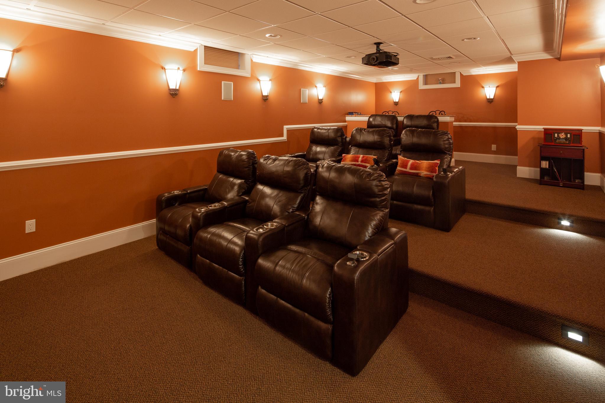 ESTATES AT HILLTOWN - Residential