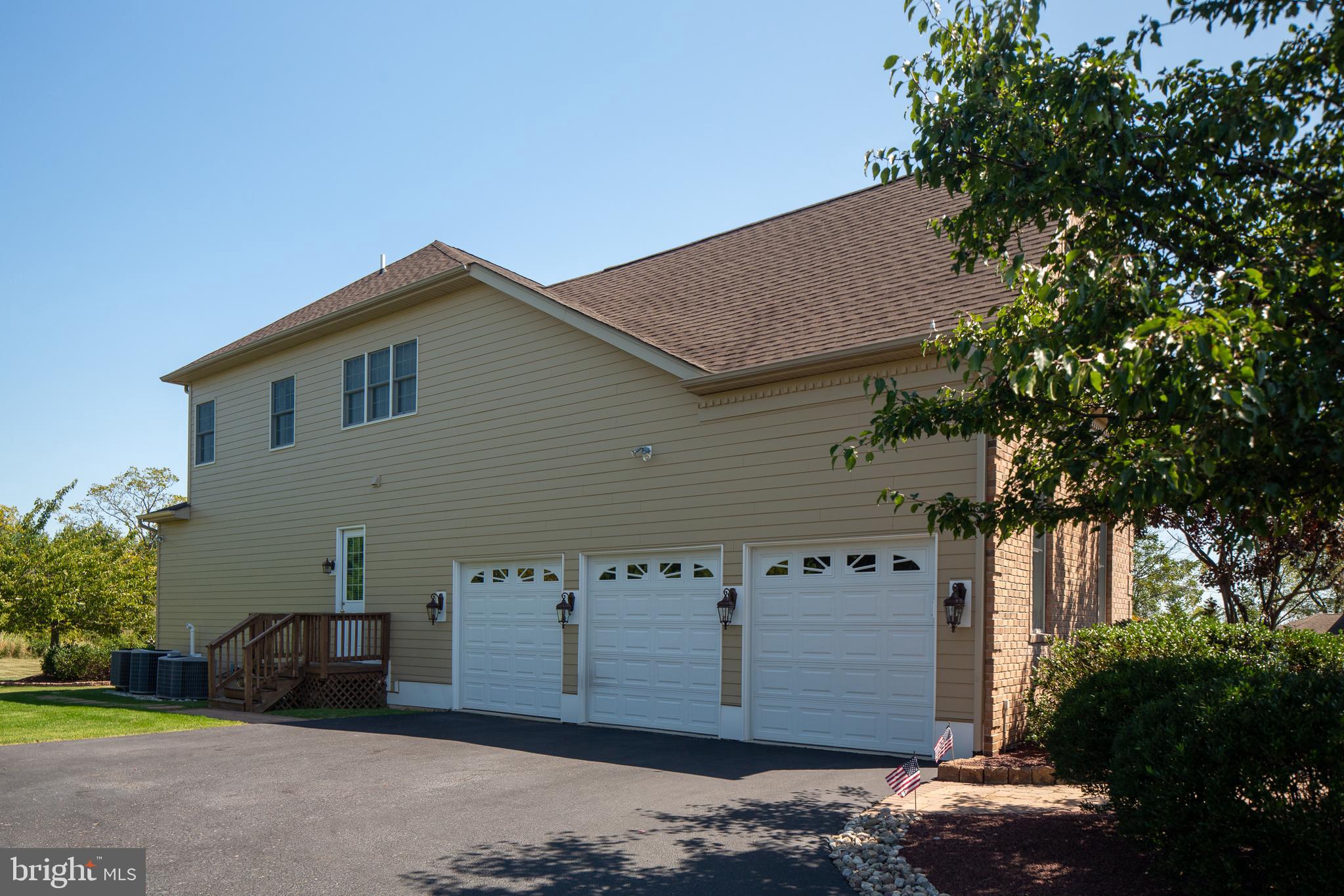 ESTATES AT HILLTOWN - Residential