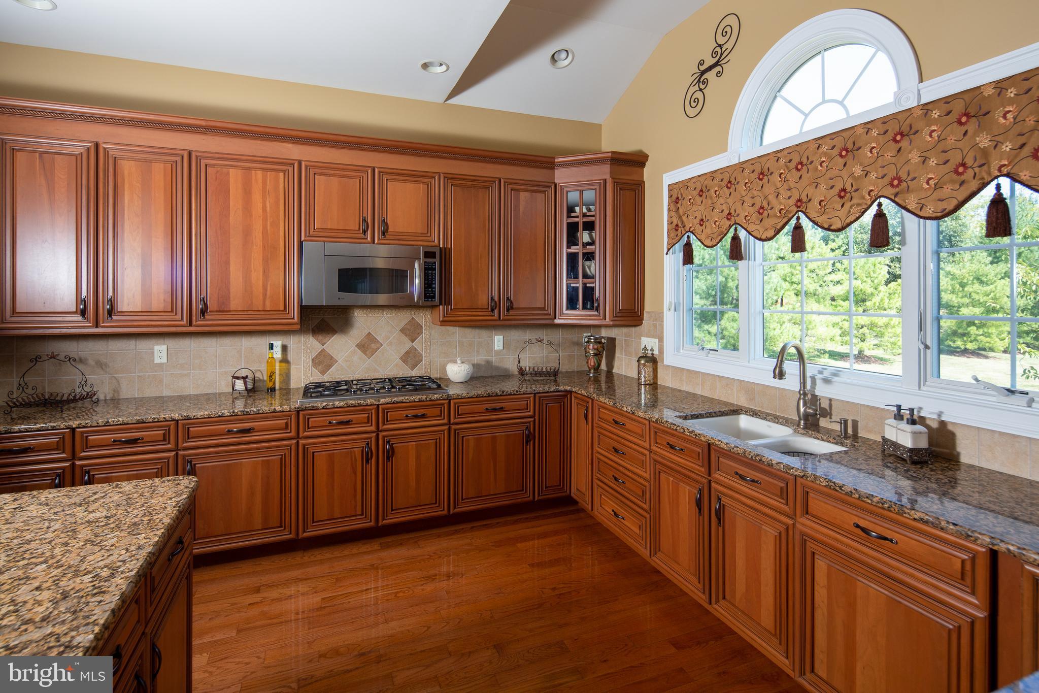 ESTATES AT HILLTOWN - Residential