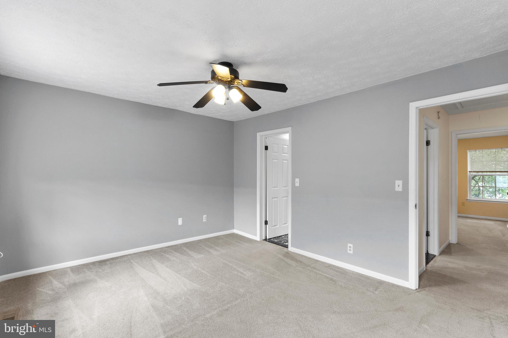 RIVERSIDE - Residential