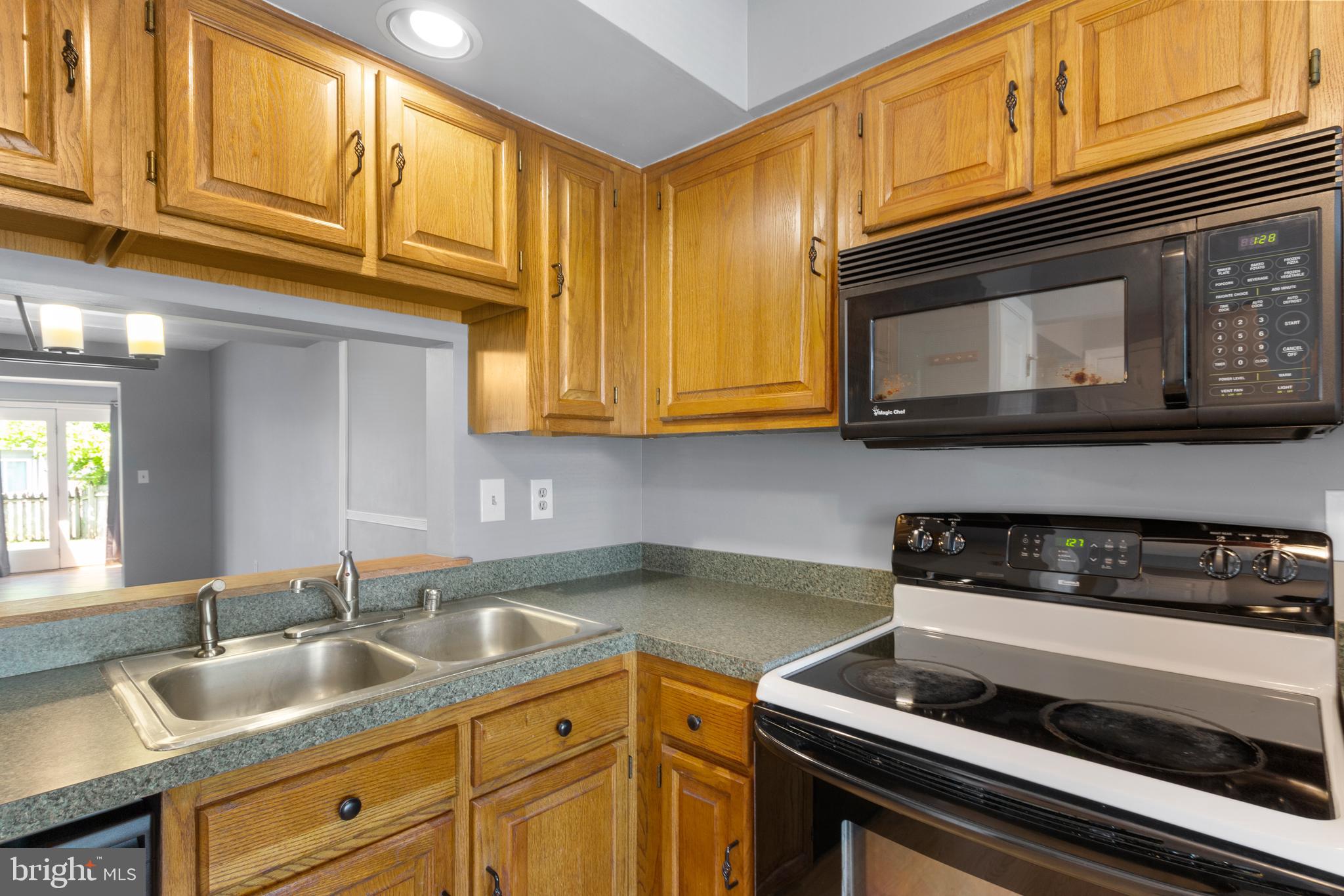 RIVERSIDE - Residential