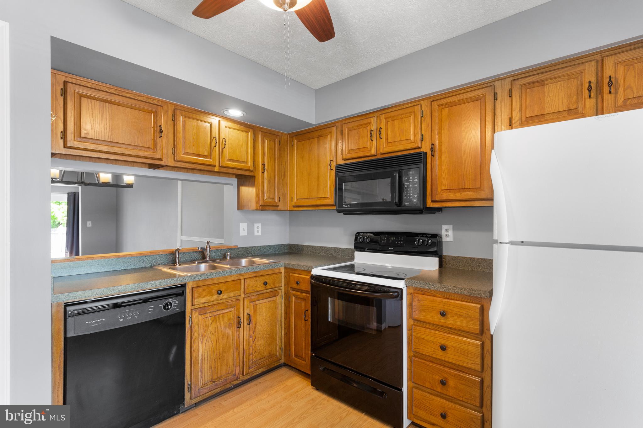 RIVERSIDE - Residential