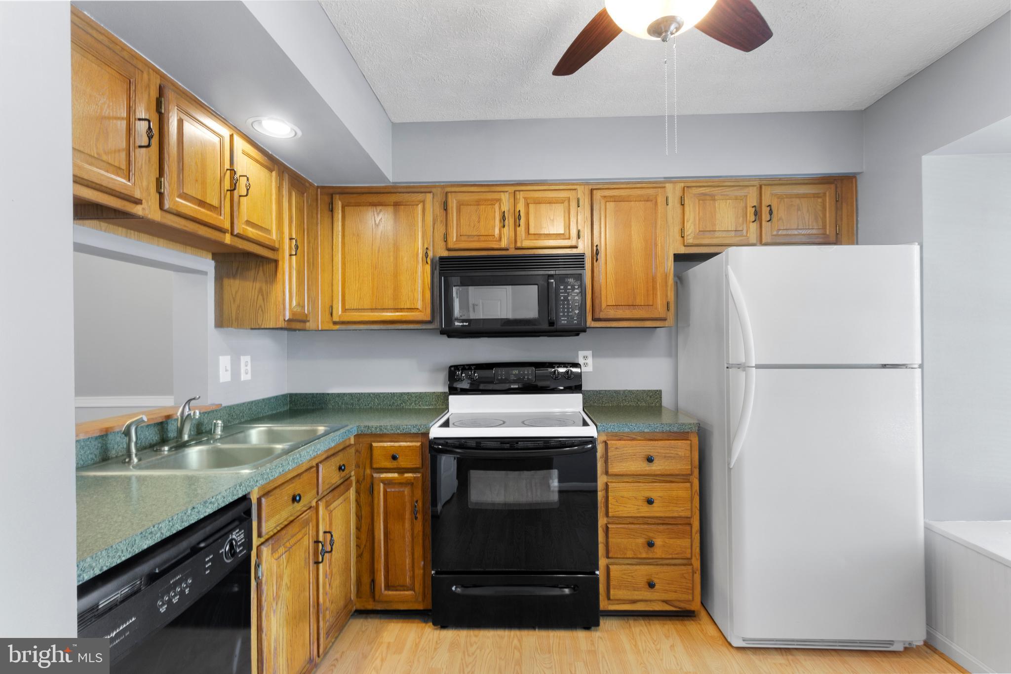 RIVERSIDE - Residential