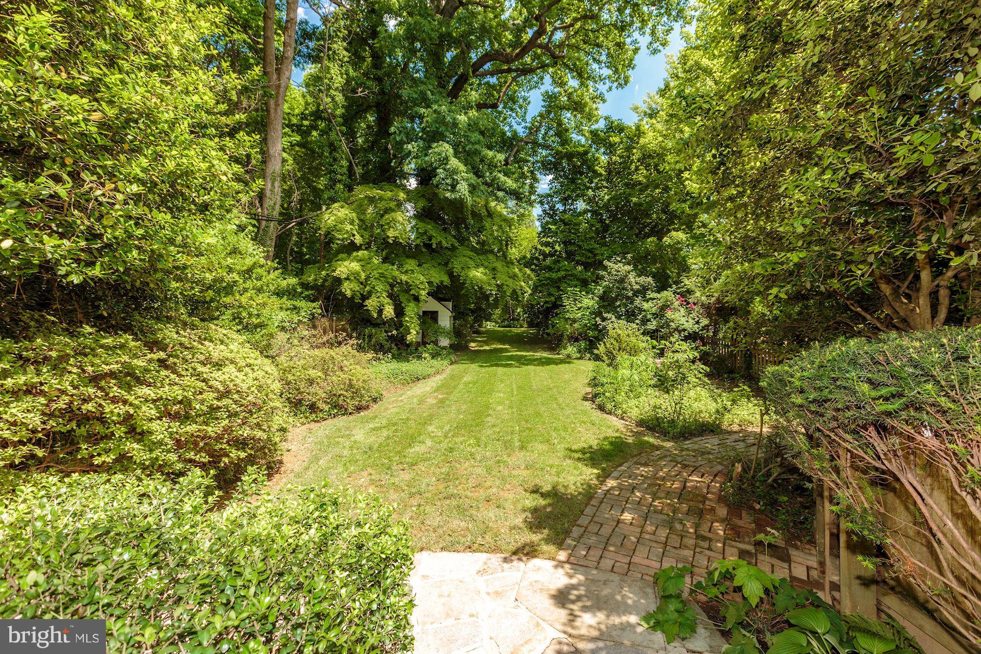 CHEVY CHASE - Residential