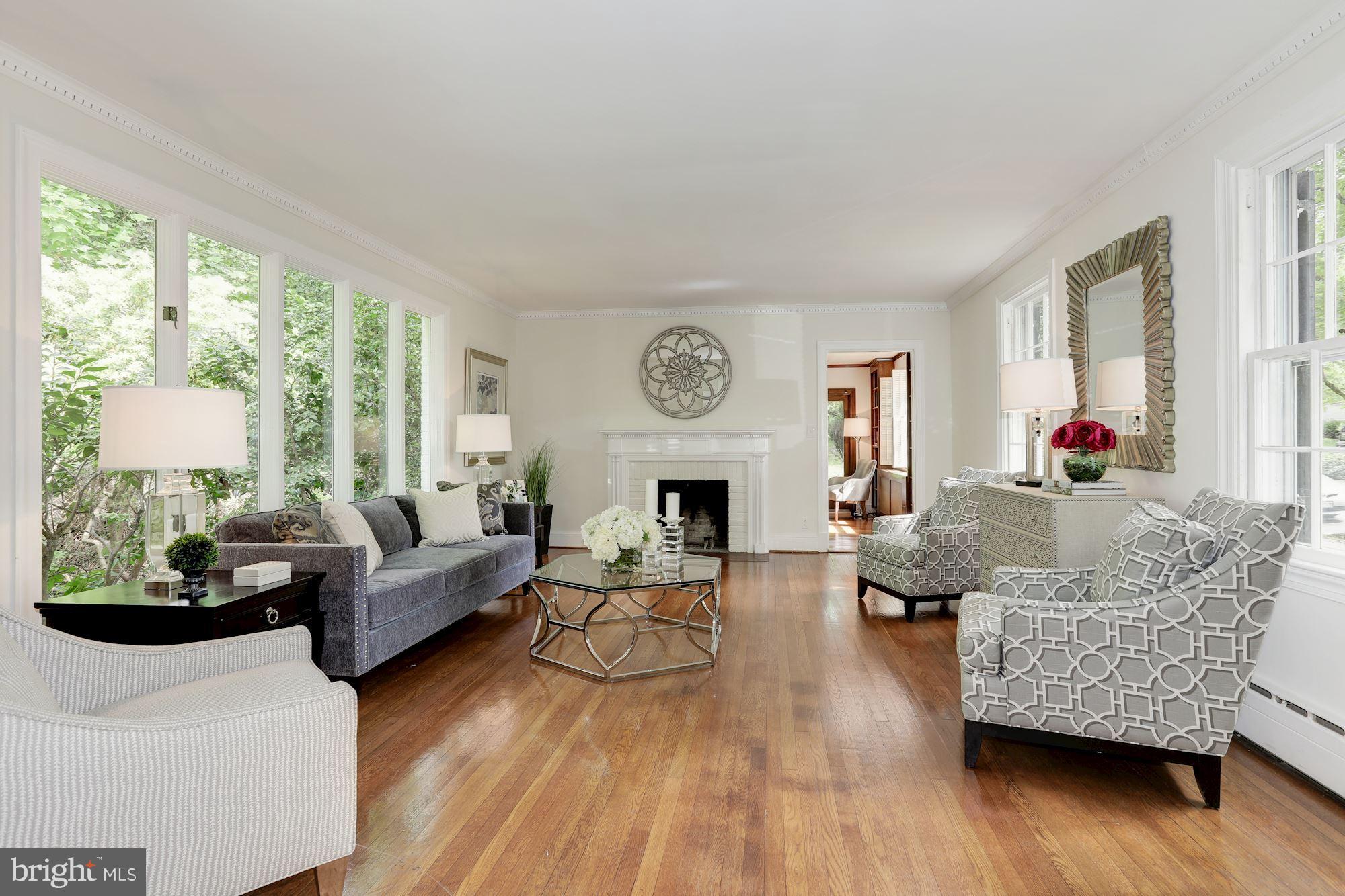 CHEVY CHASE - Residential