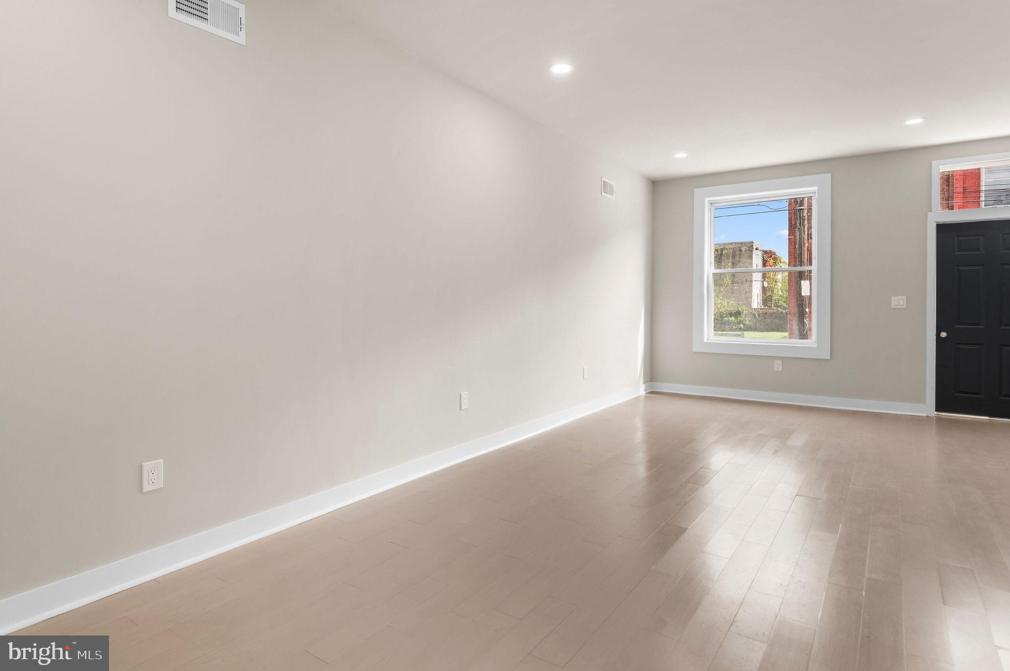 PHILADELPHIA - Residential