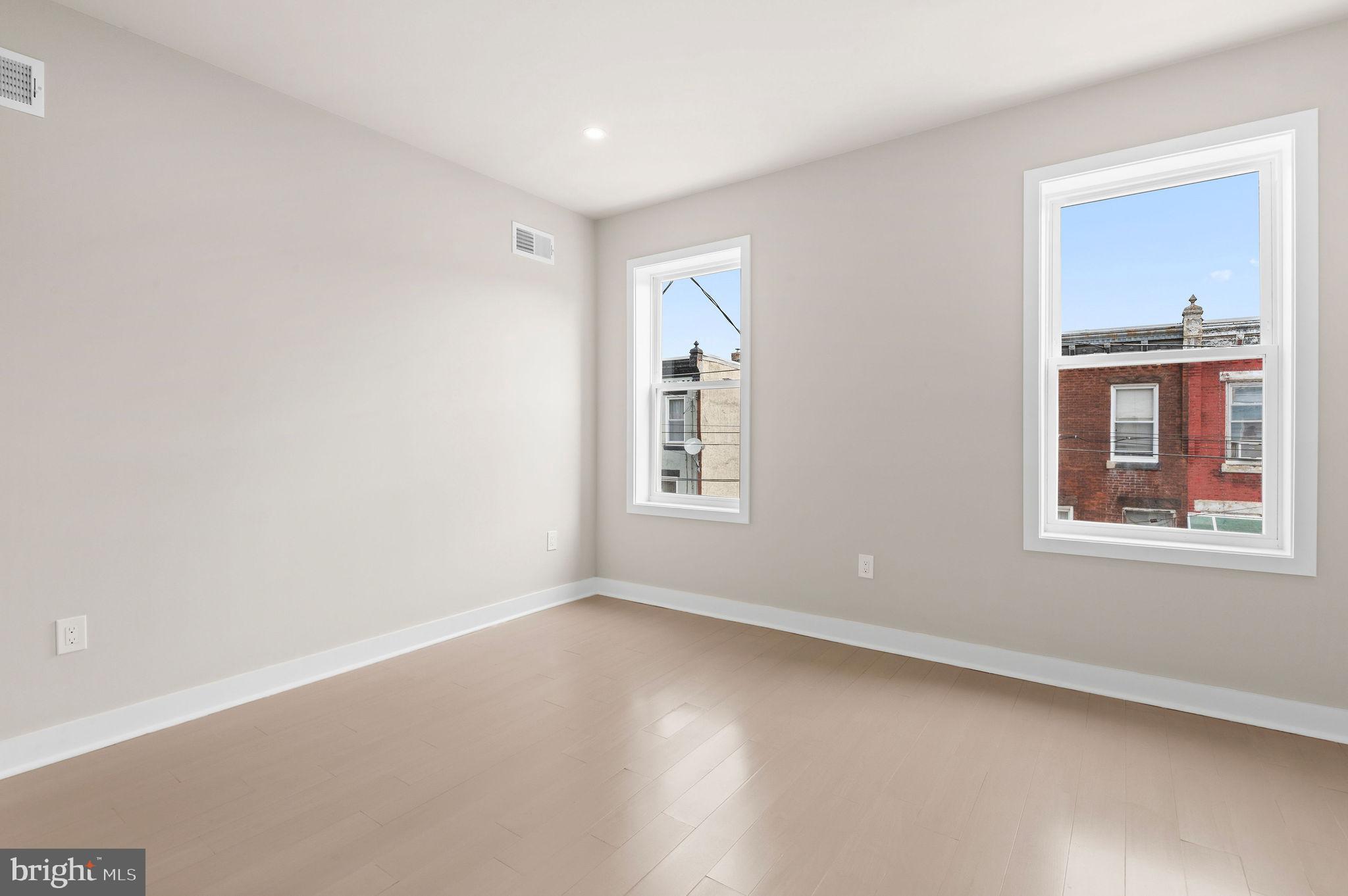 PHILADELPHIA - Residential