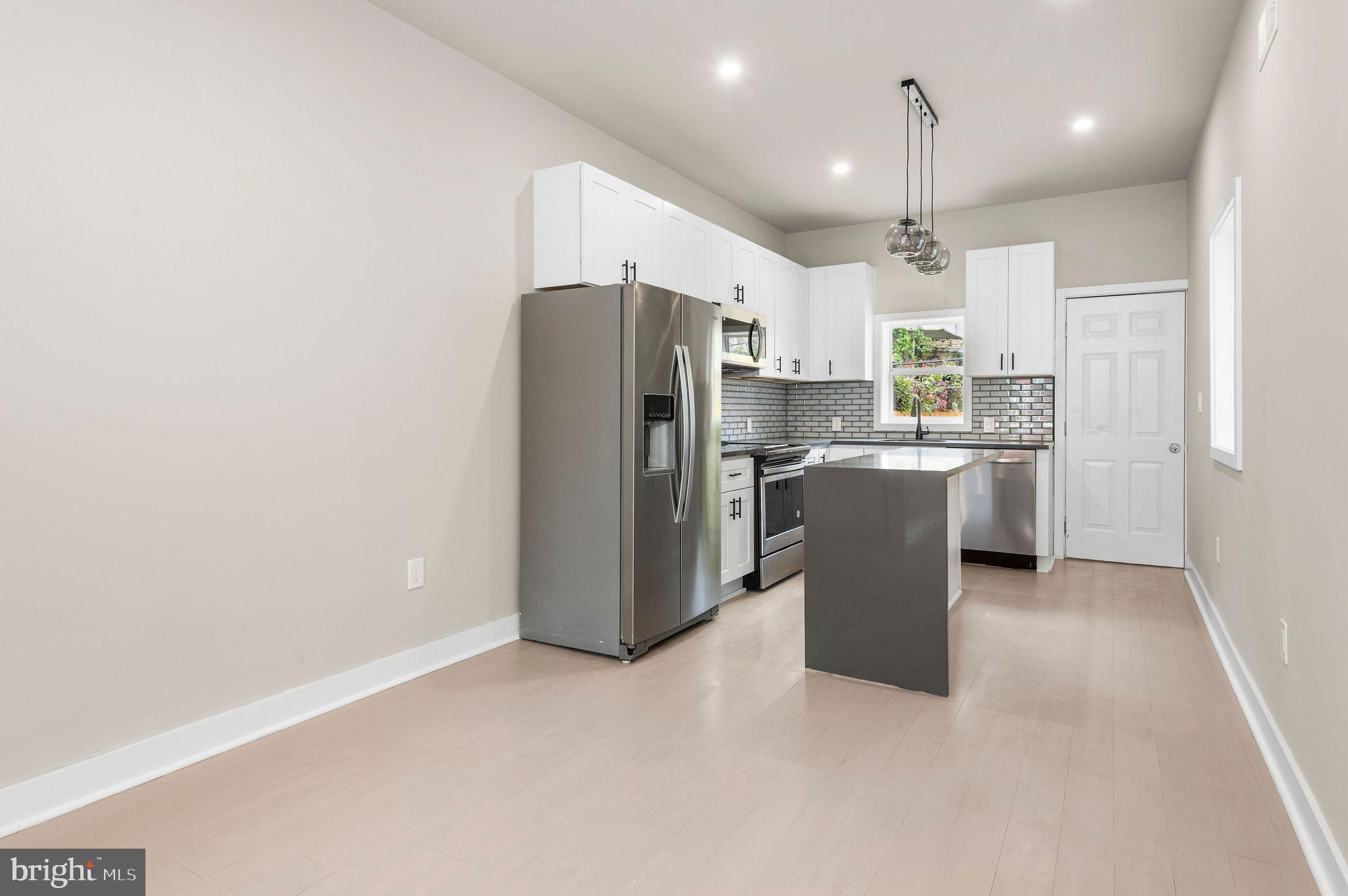 PHILADELPHIA - Residential