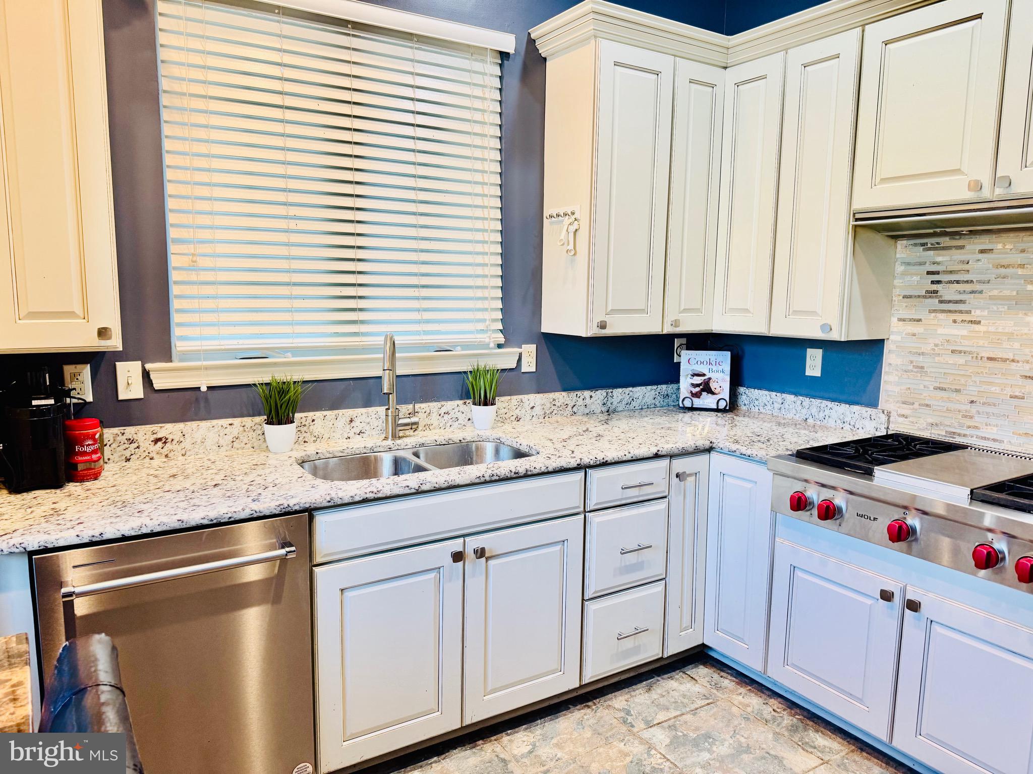 2148 VITTORIA COURT 64